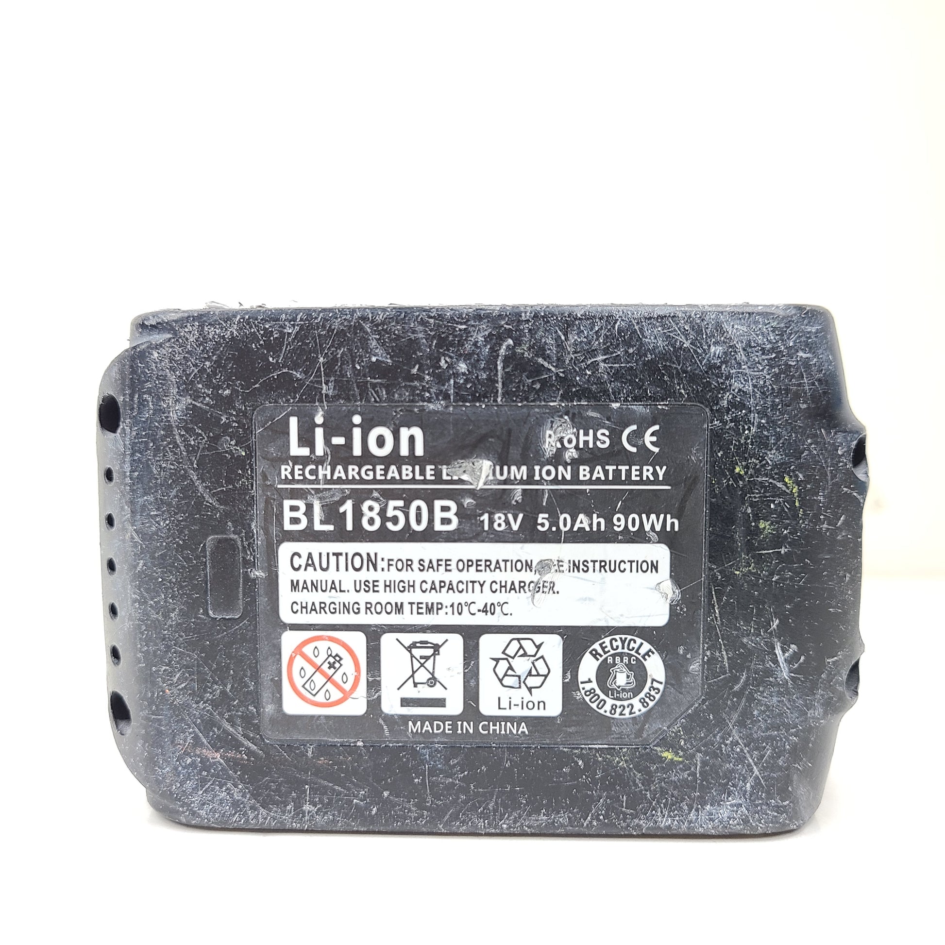 A Makita BL1850B 18V 5.0Ah Li-ion Rechargeable Battery