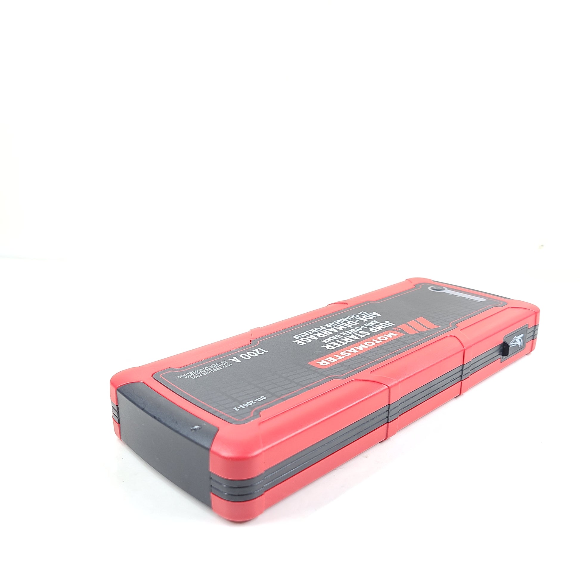 A reliable MotoMaster Jump Starter and Power Bank 1200A Model 011-2063-2.
