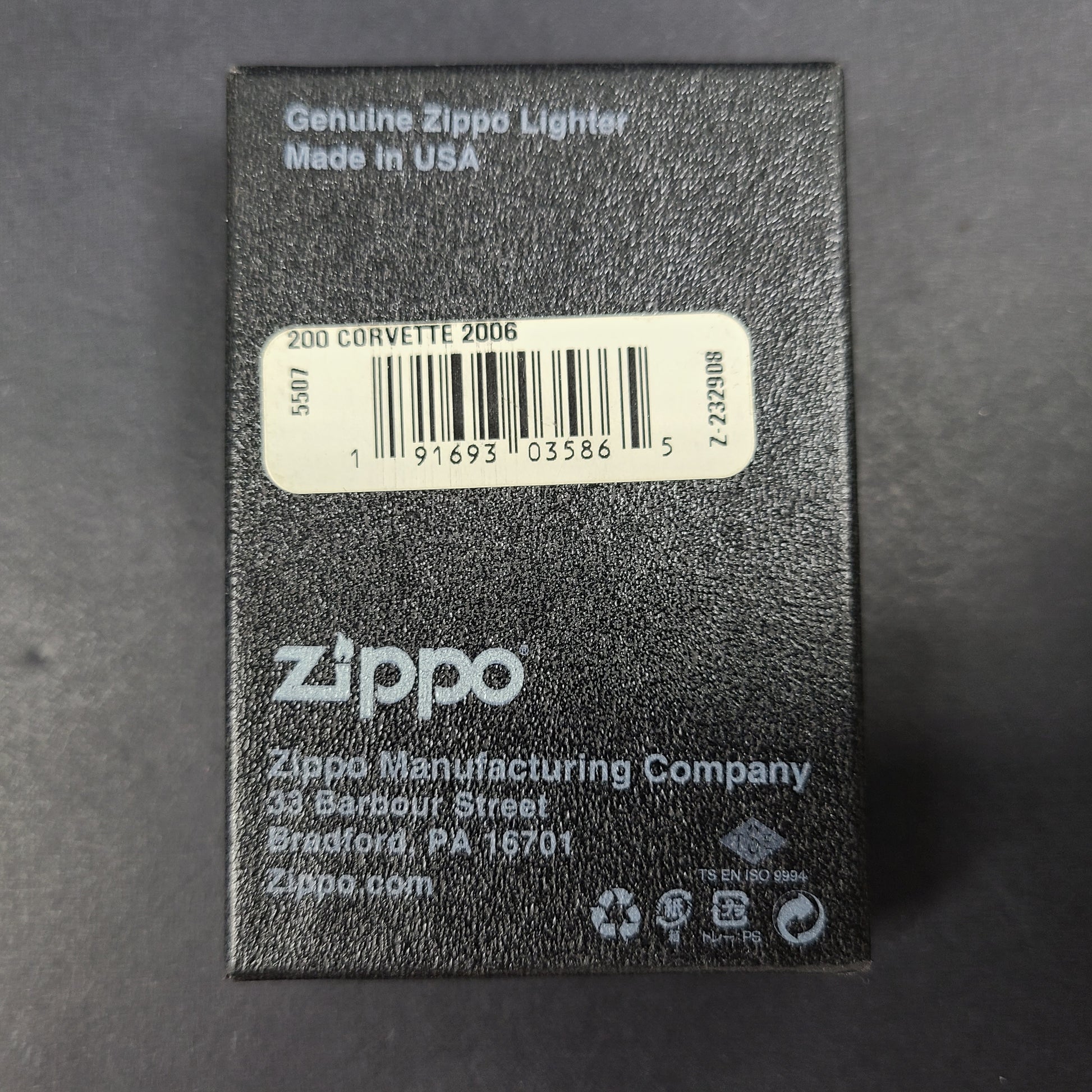 A Zippo Corvette 2006 Lighter Model 5507 in new condition.