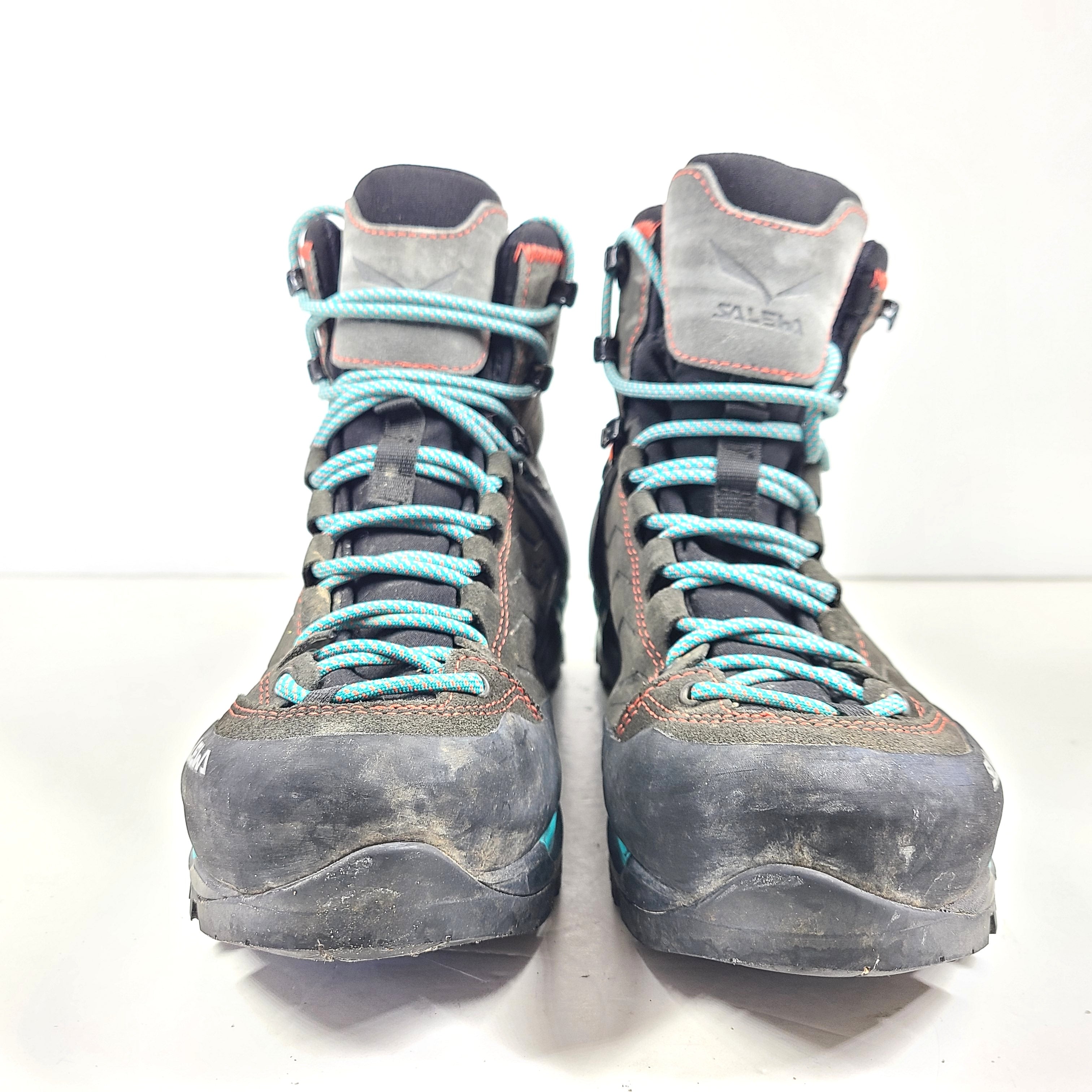 Salewa WS MTN Trainer Mid GTX Boots in Magnet and Viridian Green colors for women.