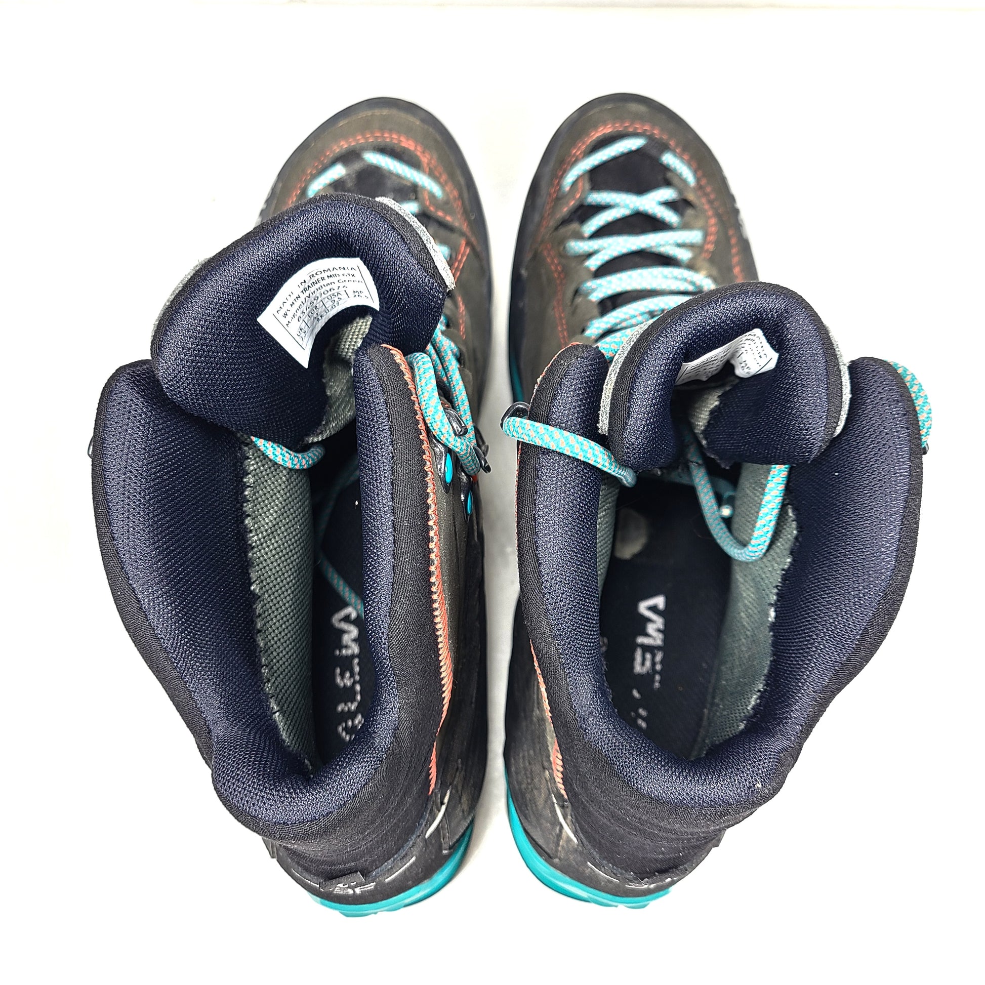 Salewa WS MTN Trainer Mid GTX Boots in Magnet and Viridian Green colors for women.