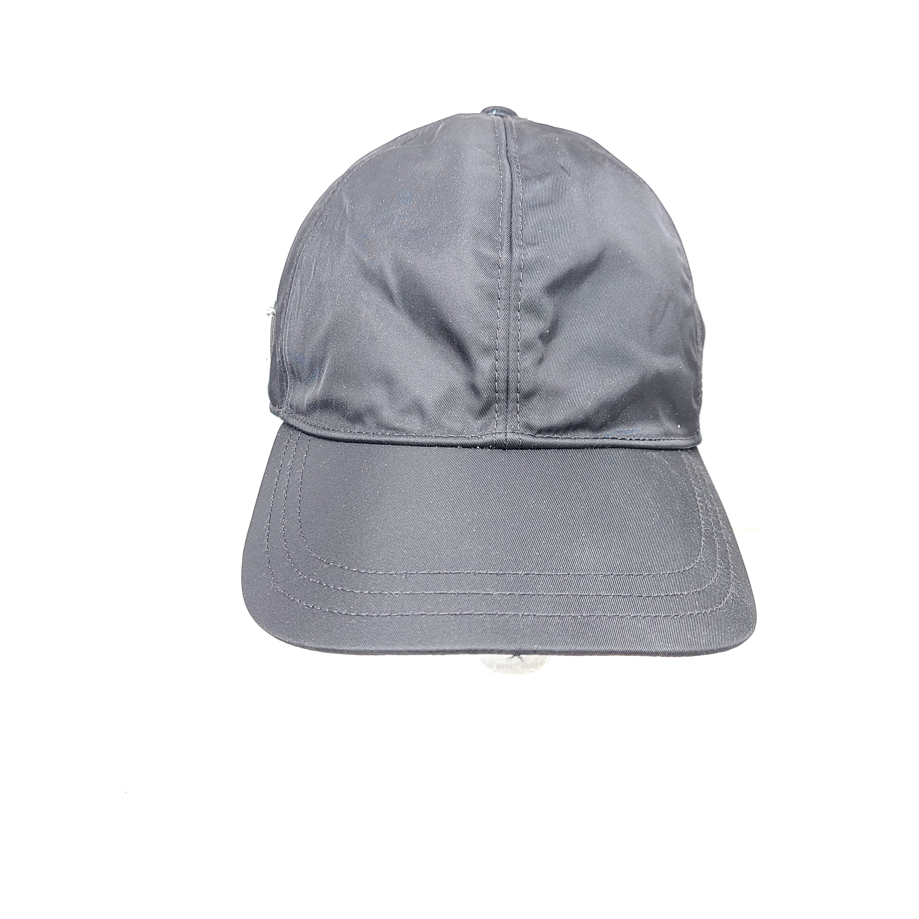 A stylish gray Prada Re-Nylon cap for men.