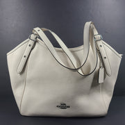 Coach Meadow pebble leather tote in Chalk, model CM074, designed for everyday carry.