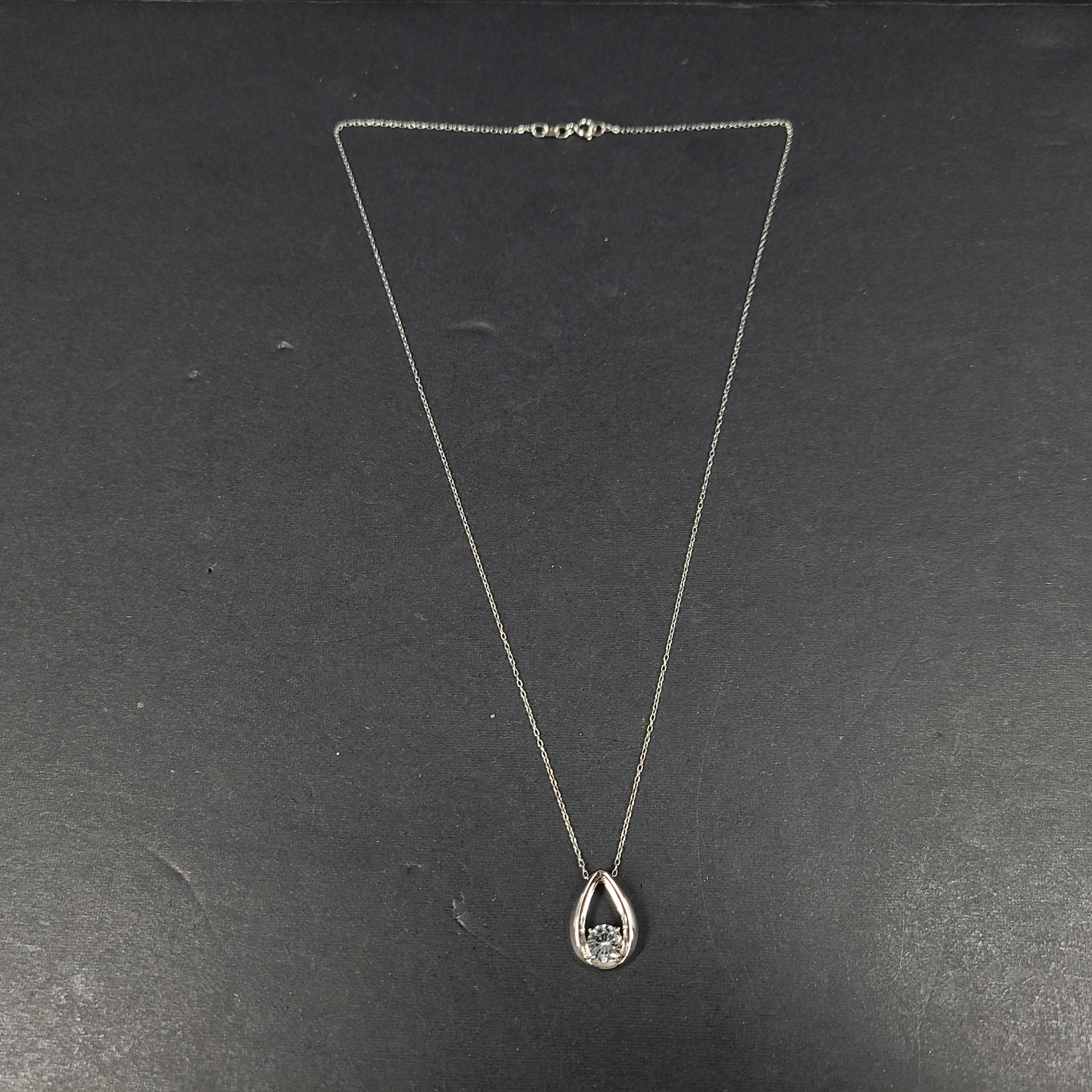 925 sterling silver teardrop pendant necklace with Italian-marked chain.