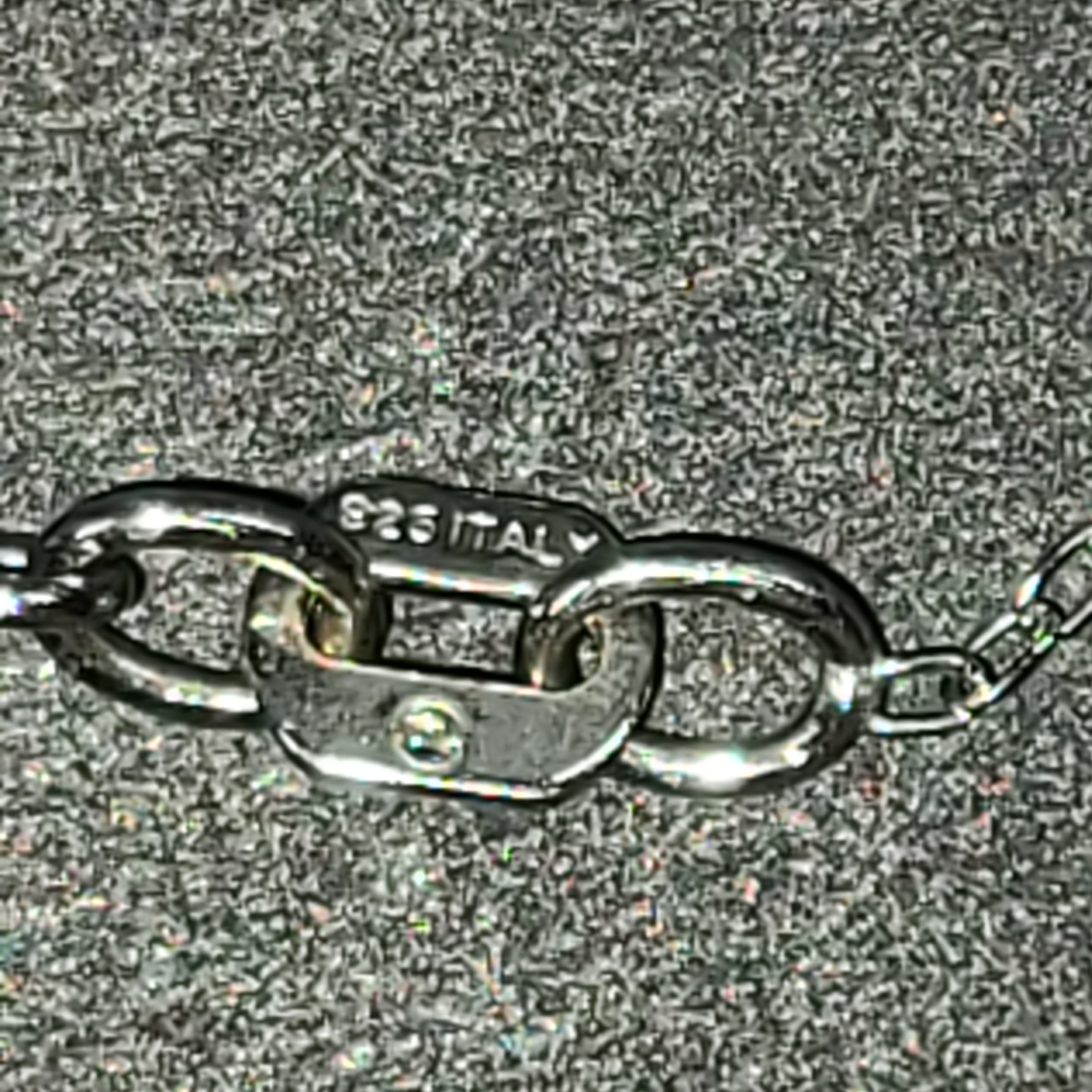 925 sterling silver teardrop pendant necklace with Italian-marked chain.