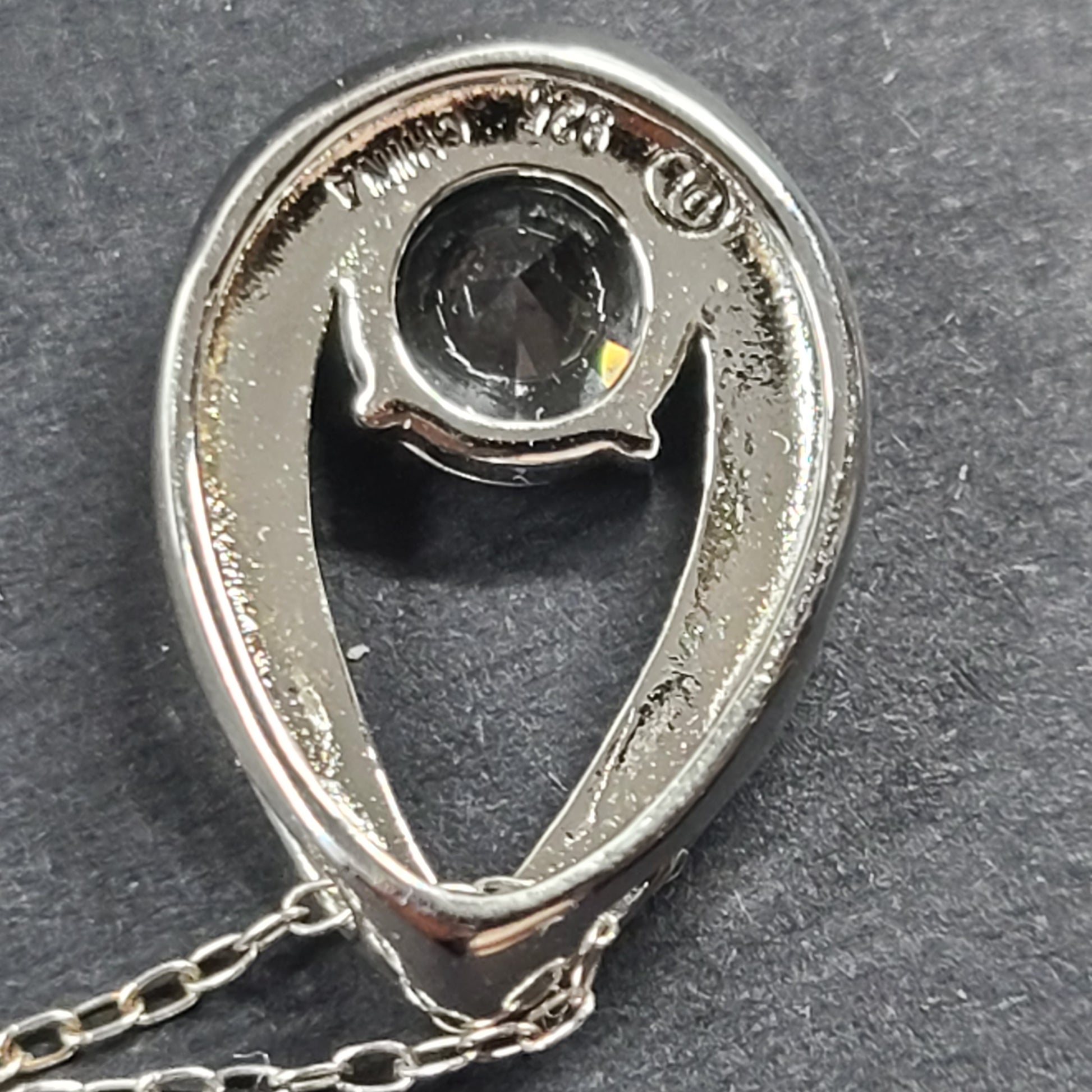 925 sterling silver teardrop pendant necklace with Italian-marked chain.