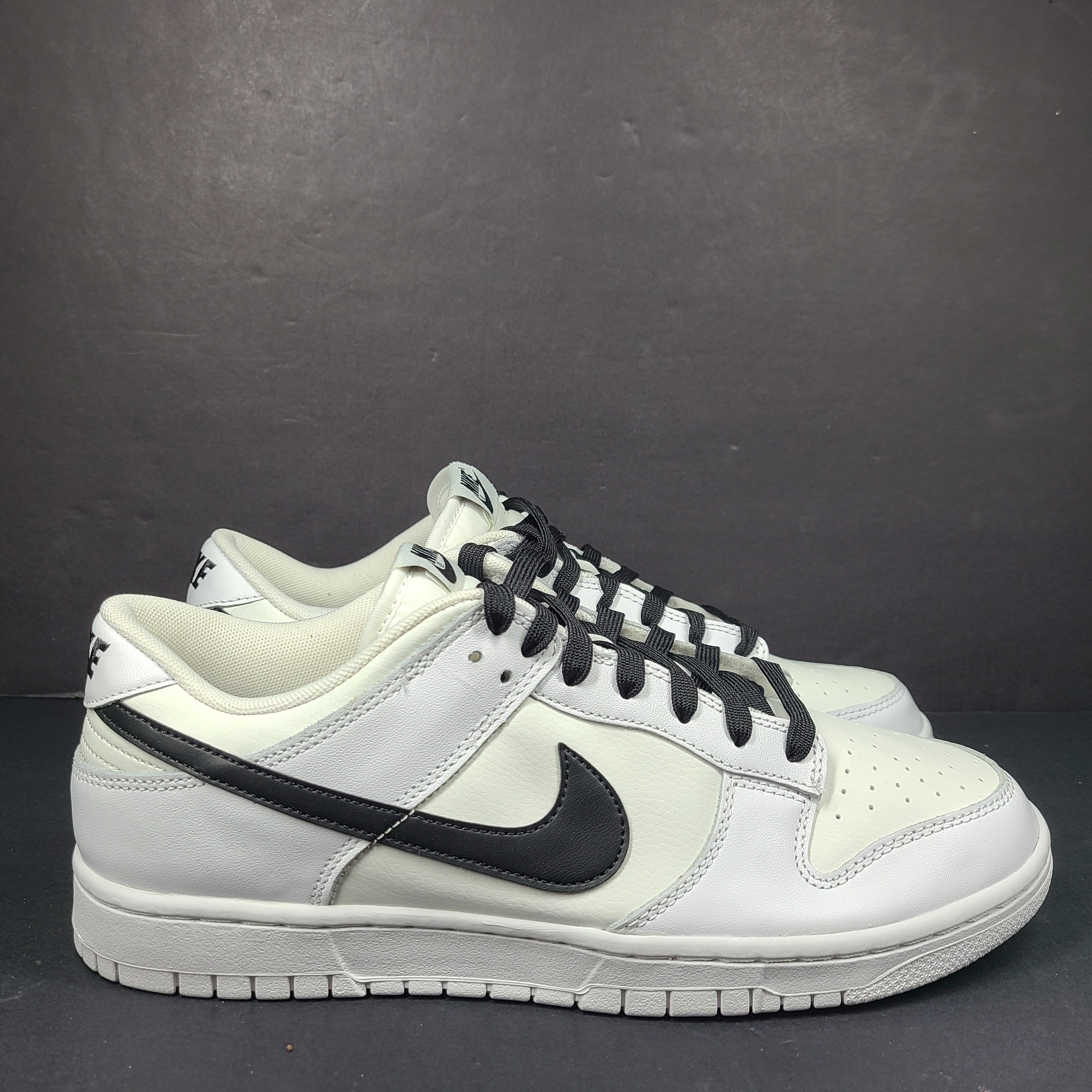 Nike Dunk Low Reverse Panda white/black, US 10.5, model DJ6188-101, made in Vietnam.