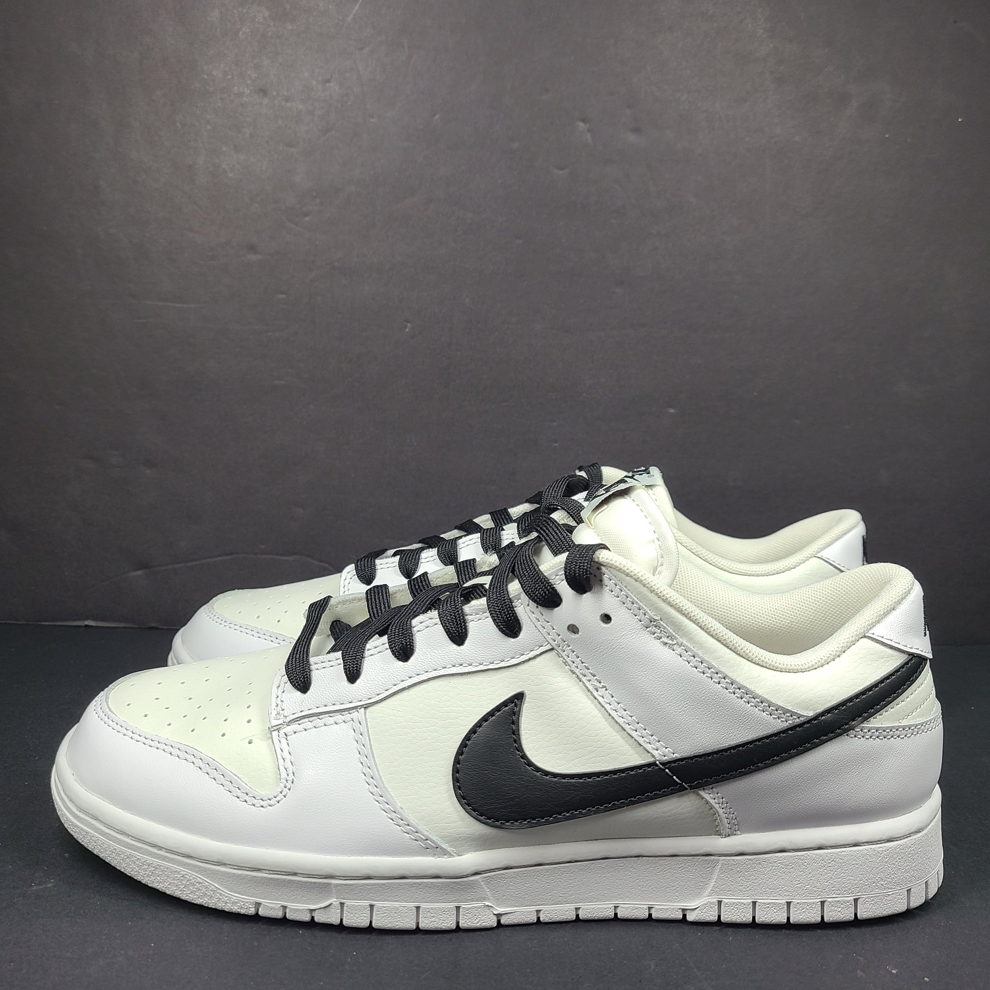 Nike Dunk Low Reverse Panda white/black, US 10.5, model DJ6188-101, made in Vietnam.