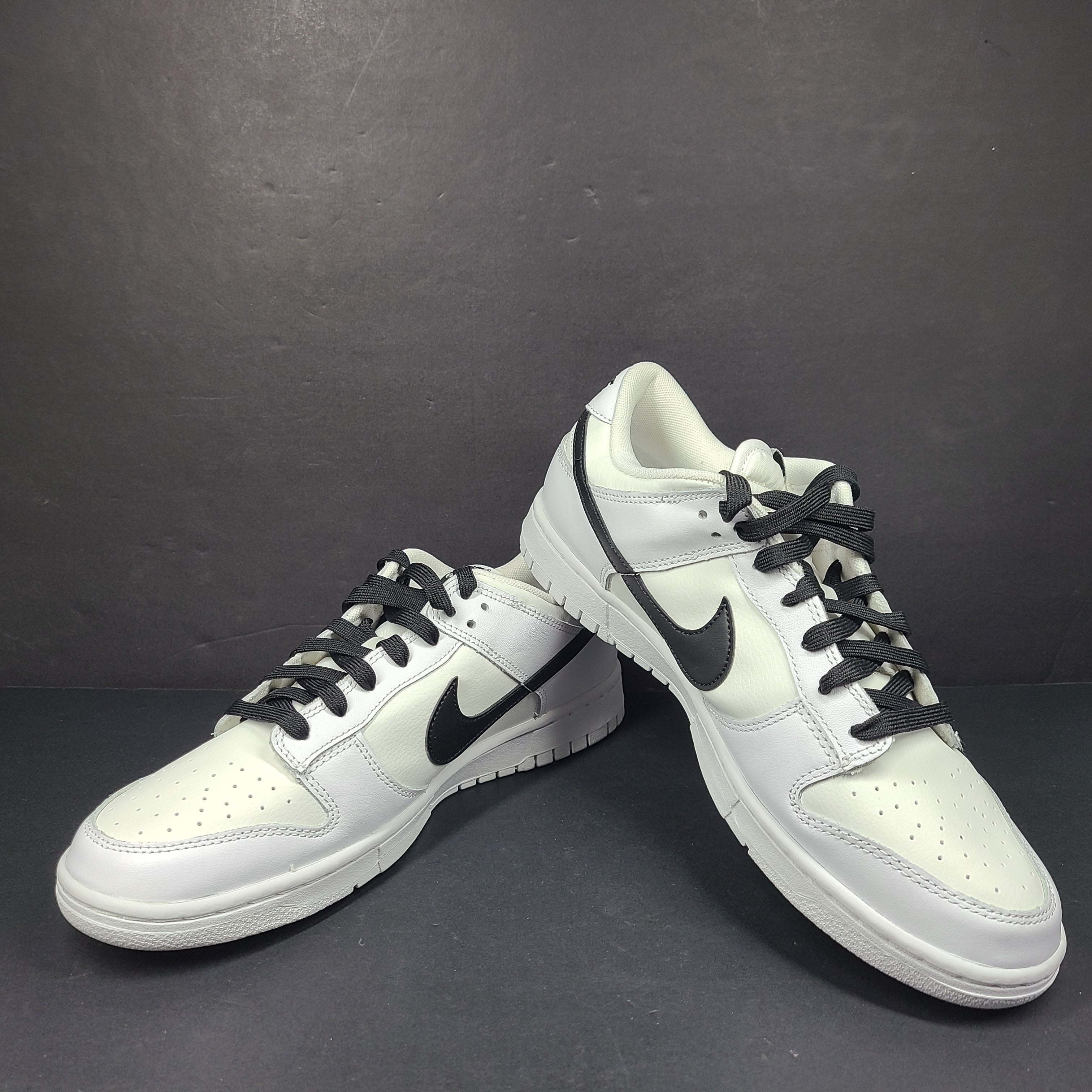 Nike Dunk Low Reverse Panda white/black, US 10.5, model DJ6188-101, made in Vietnam.