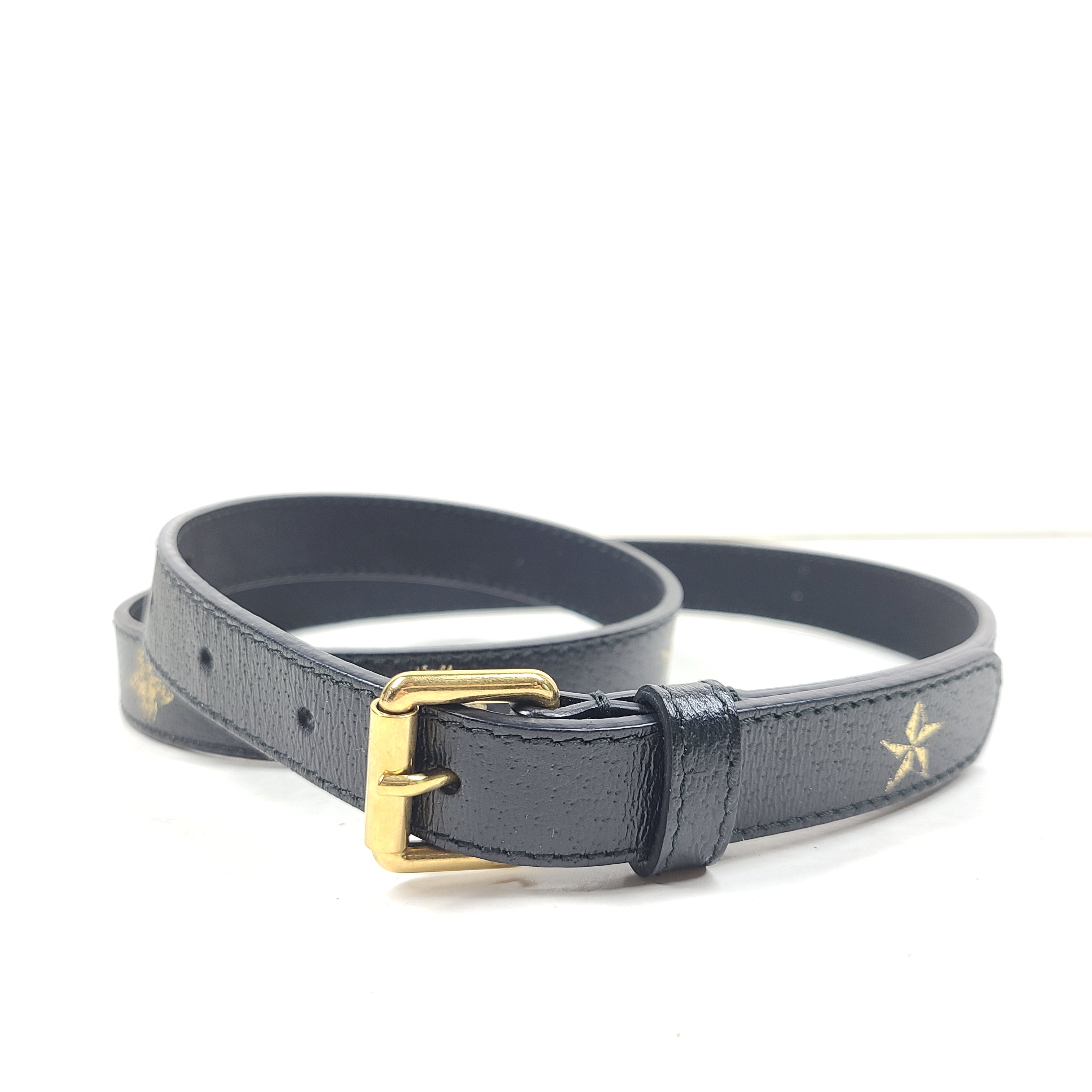 Gucci black leather belt with bee and star motifs and markings 75-30 and 430199, model 576178 DJ2TT.