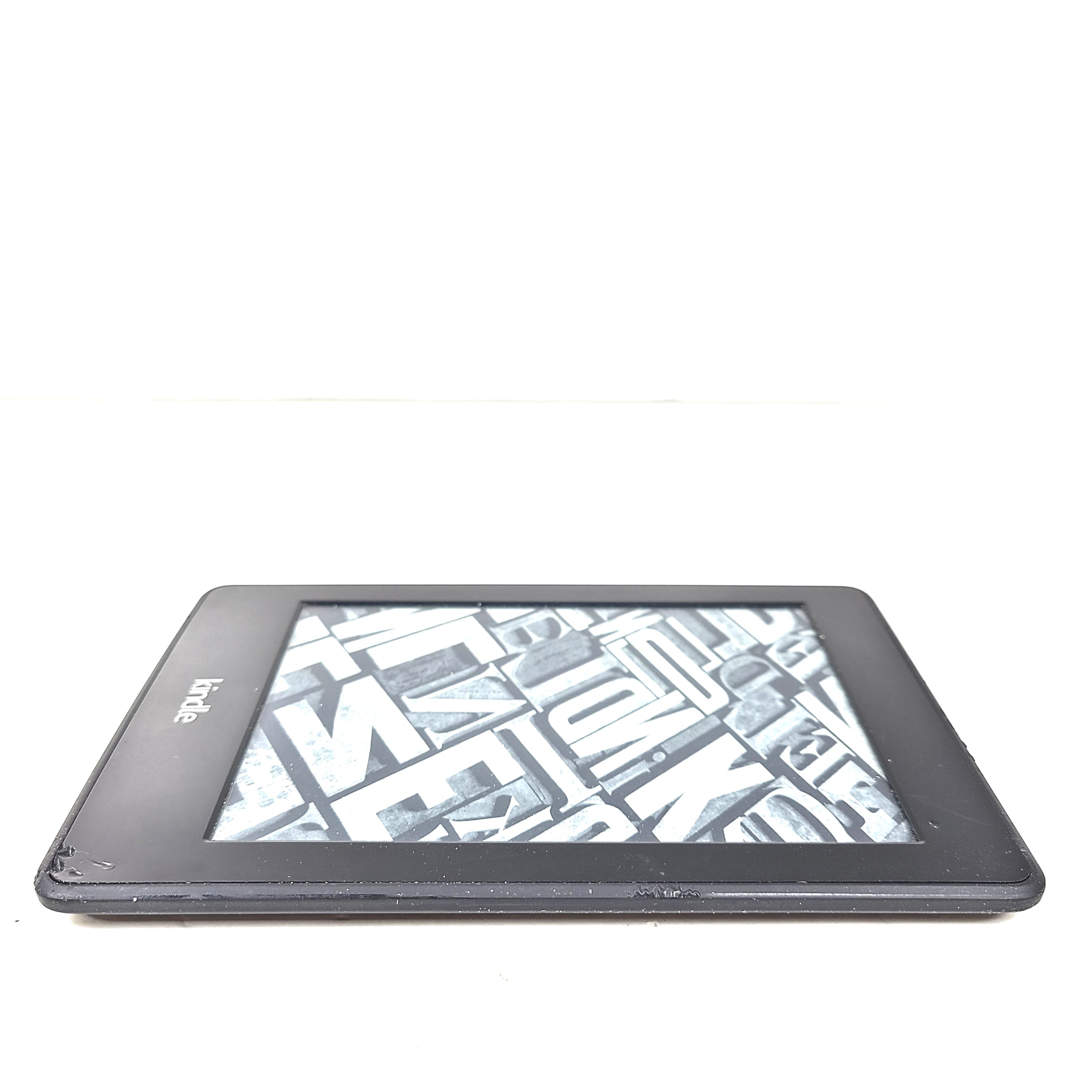 Amazon Kindle Paperwhite 6th Generation 2GB, Wi-Fi, 6in (212 PPI) - CORNER!!!