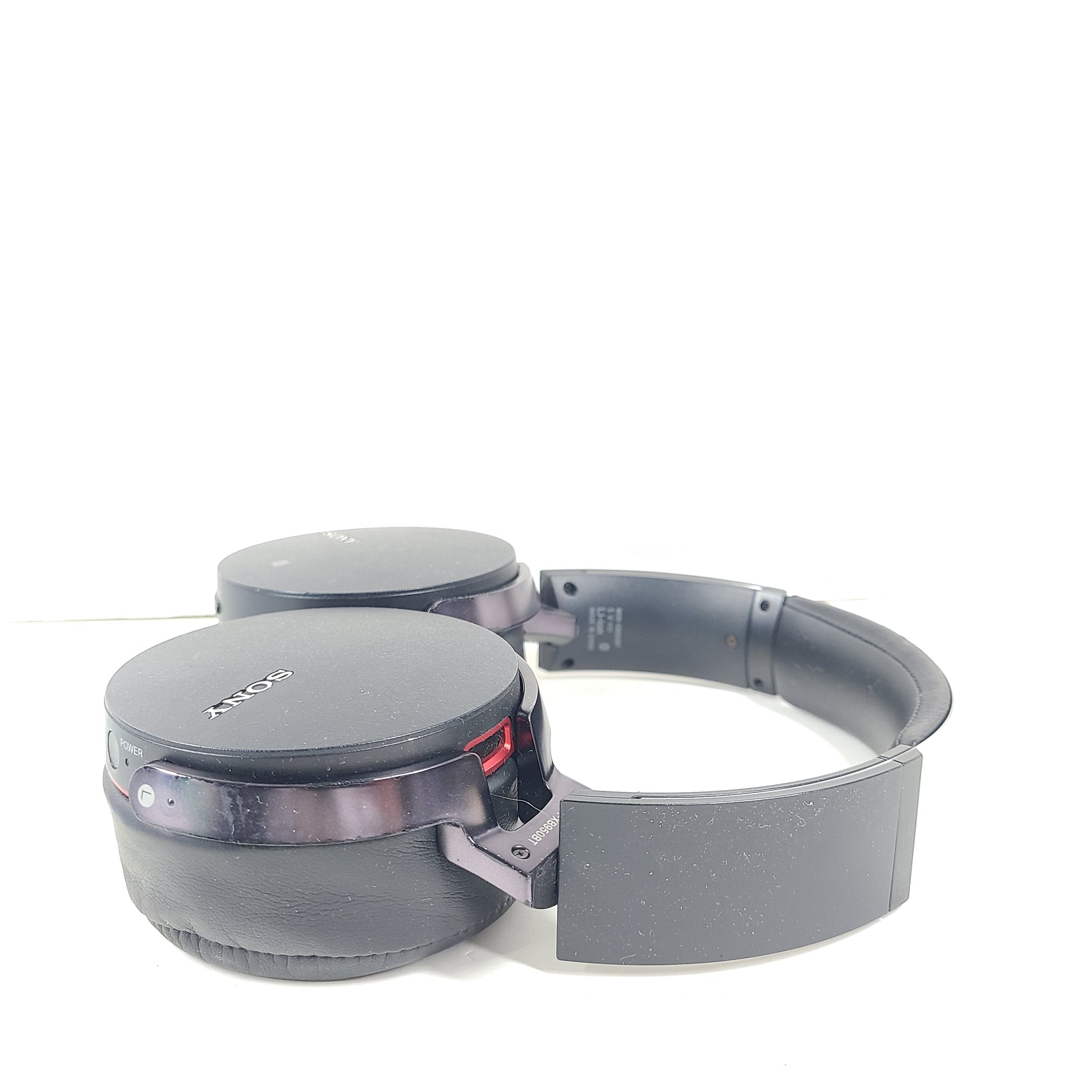 Black Sony MDR-XB950BT over-ear wireless headphones with padded headband and ear cushions.
