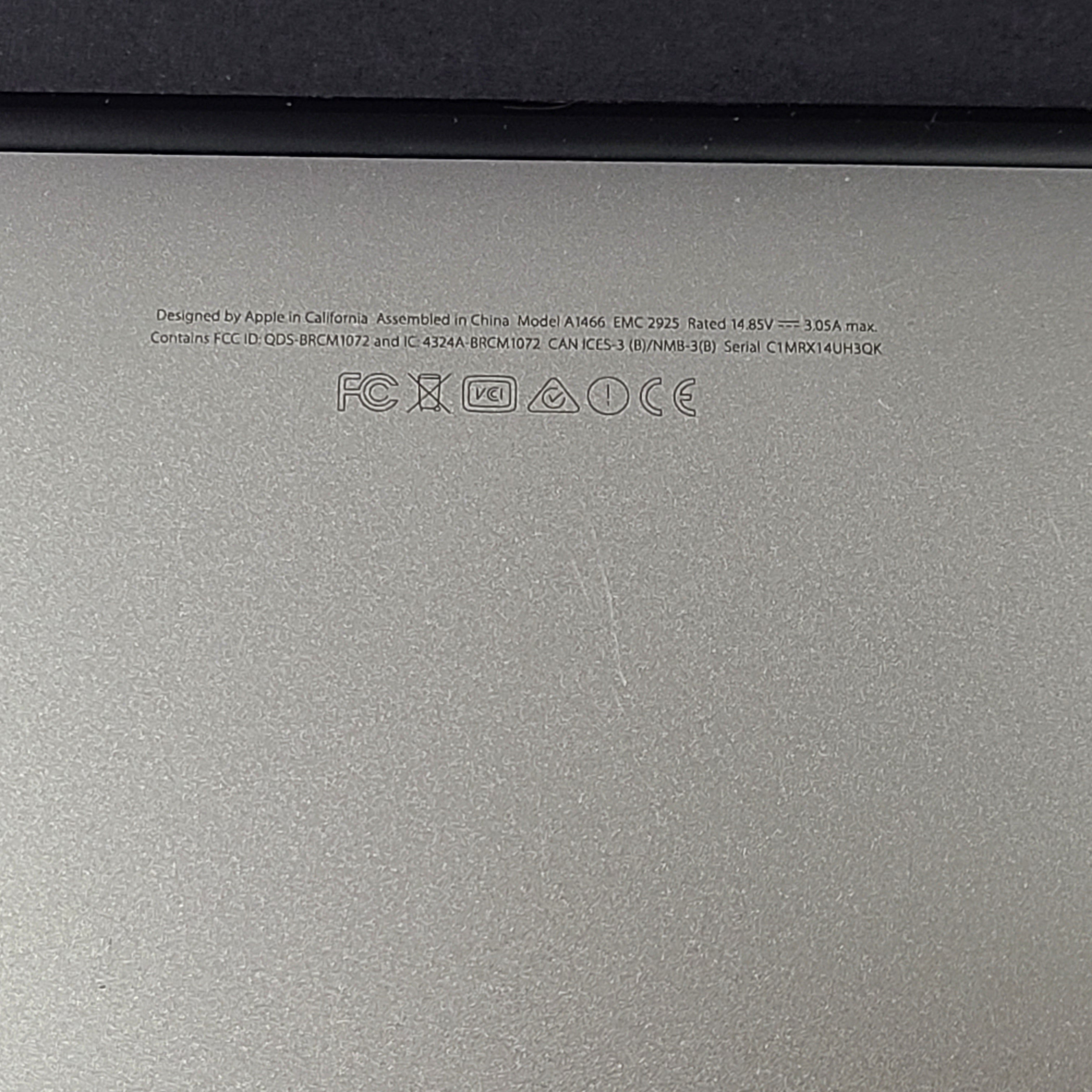 Sleek silver MacBook Air with 2.2GHz Intel Core i7 and 8GB RAM for on-the-go productivity.