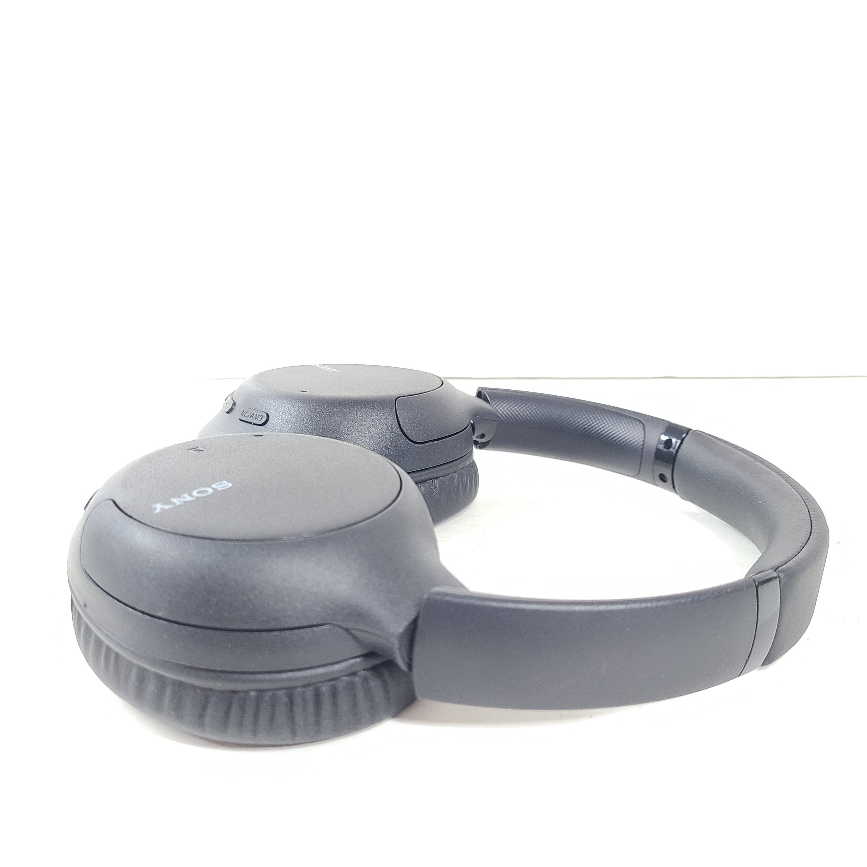 Black Sony WH-CH710N wireless noise-cancelling over-ear headphones designed for comfortable all-day listening.