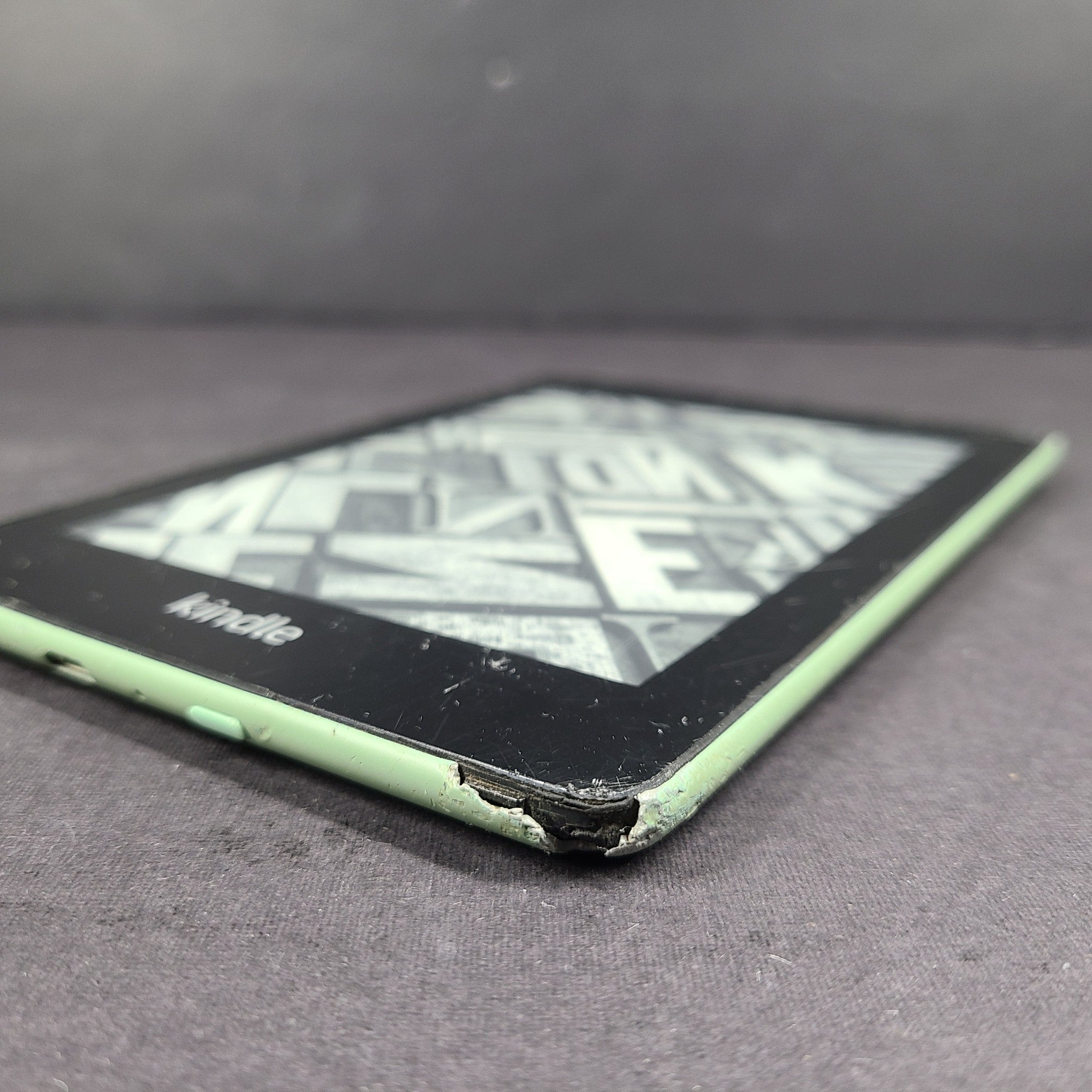 Amazon Kindle Paperwhite 10th Generation 8GB, Wi-Fi, 6" Sage Green - Grade D