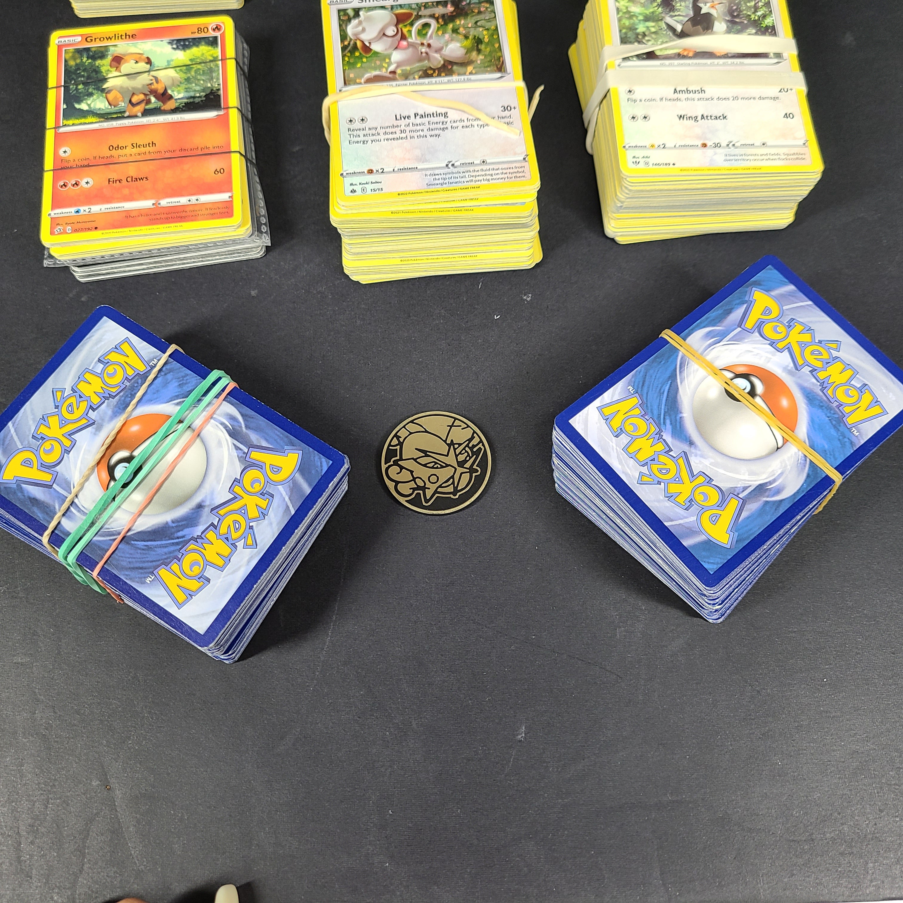 Bulk Pokémon Cards Lot 700+ Near Mint / Slightly Played | Common to Rare | 1 V