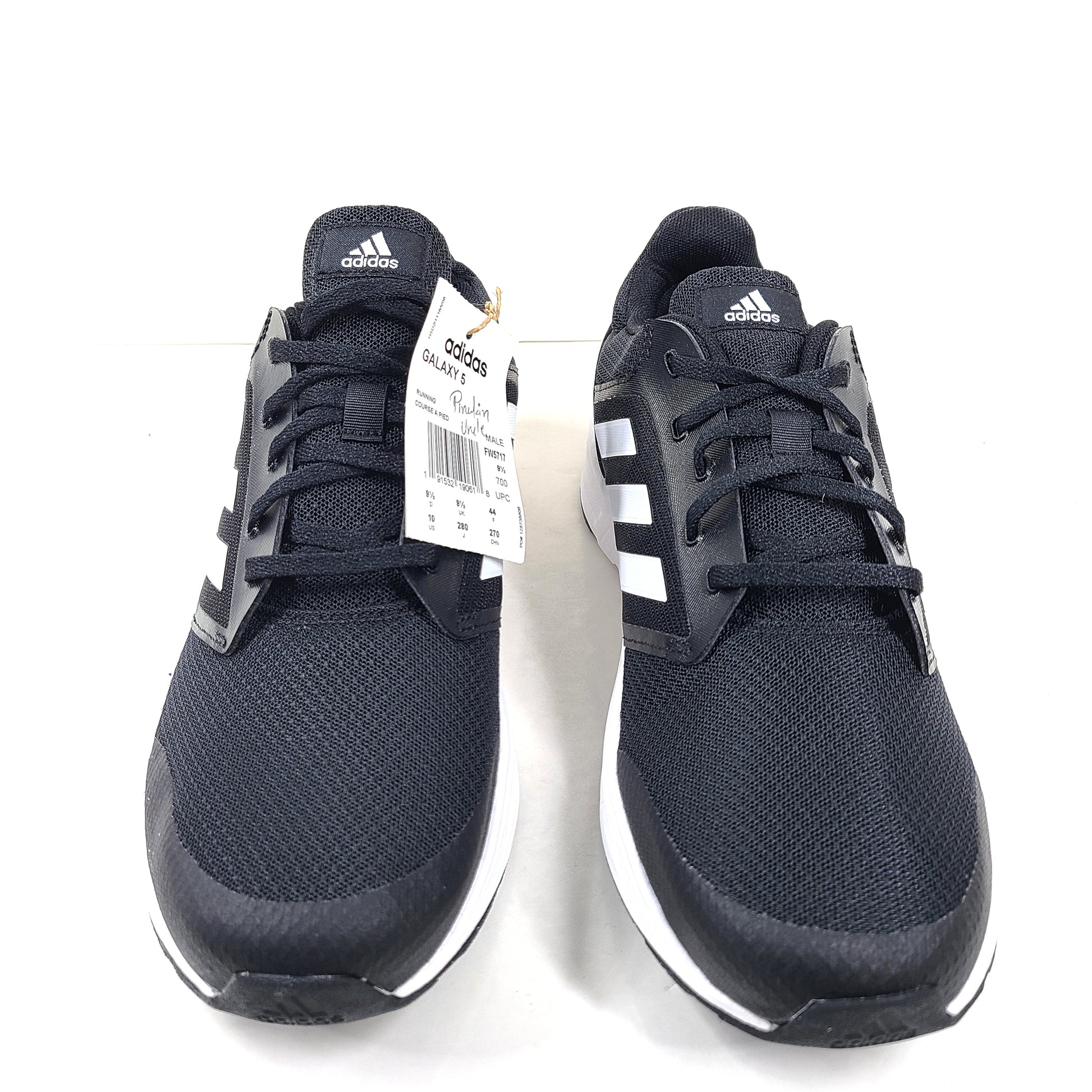 Adidas Galaxy 5 running shoe in black and white, US size 10, designed for everyday training and comfort.