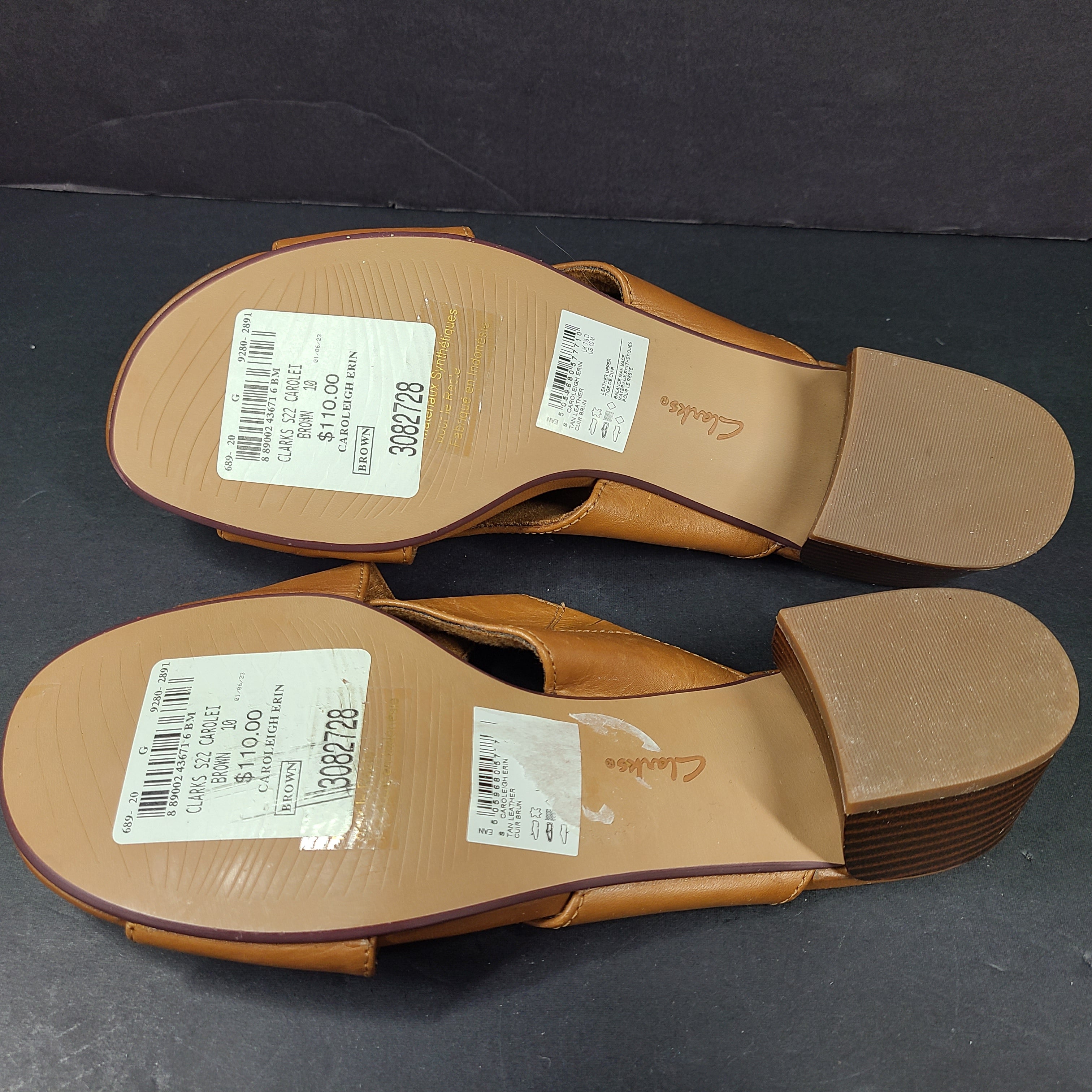 Clarks Collection women's tan sandals in US size 10 with medium width for everyday comfort and style.