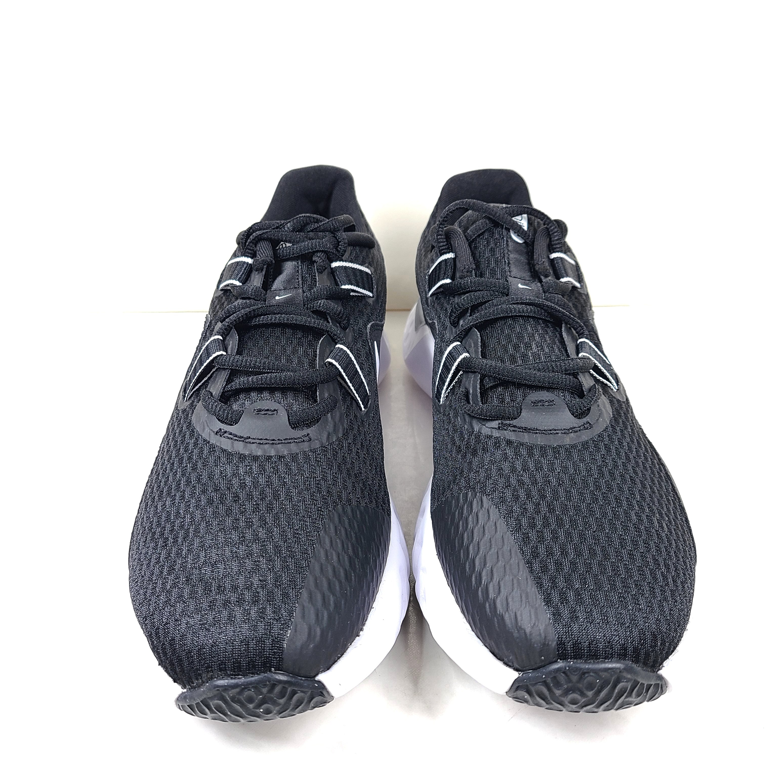 Nike Renew Retaliation TR 2 in black and white offers responsive cushioning and a supportive fit for training and everyday wear.