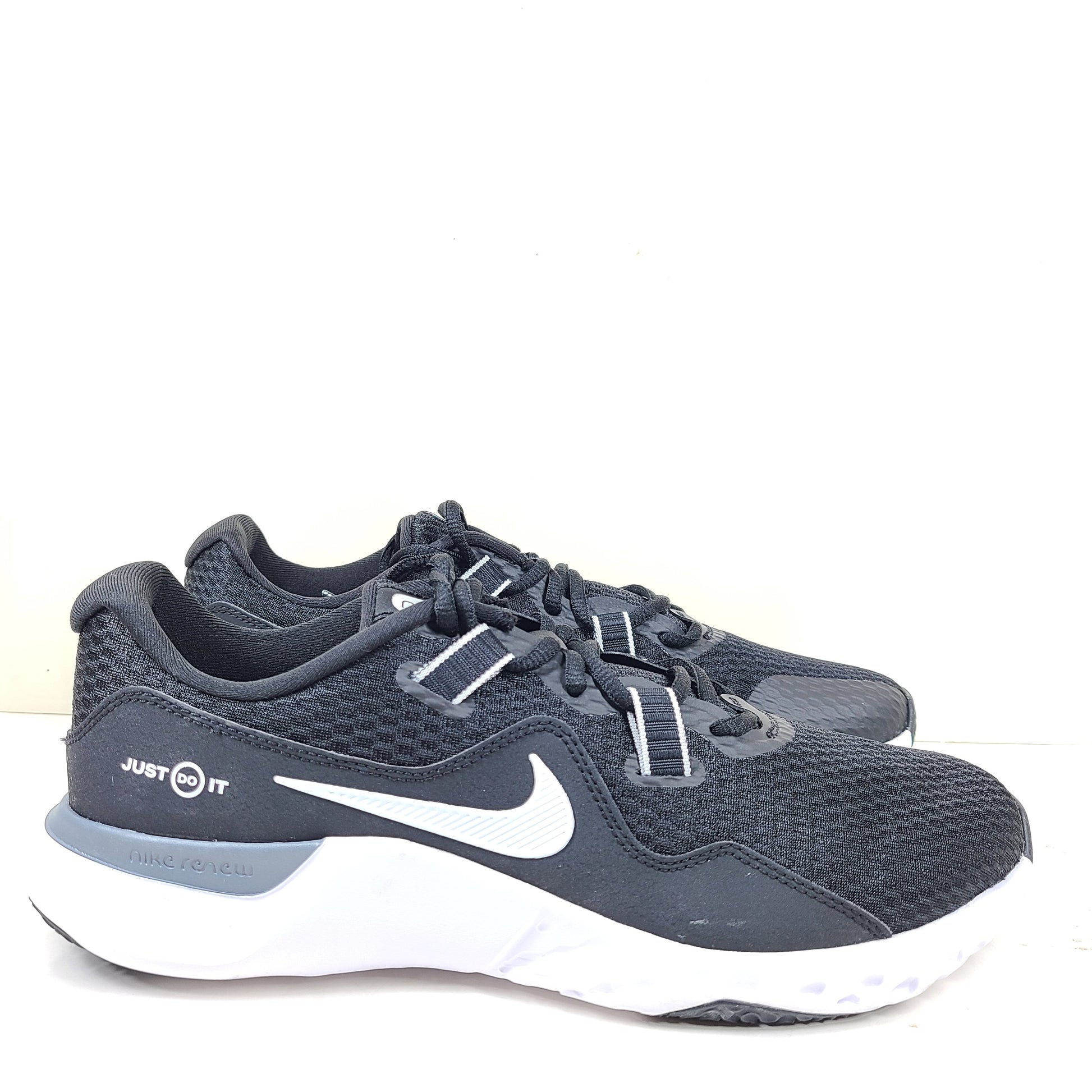Nike Renew Retaliation TR 2 in black and white offers responsive cushioning and a supportive fit for training and everyday wear.