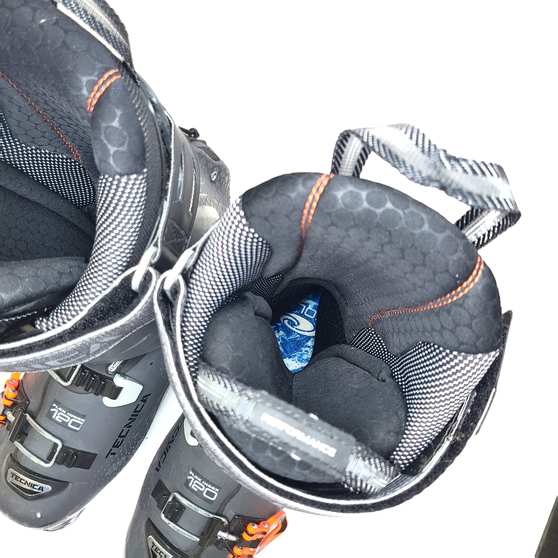 Black Tecnica Cochise 120 ski boots size 26.5 for high-performance all-mountain and alpine touring.