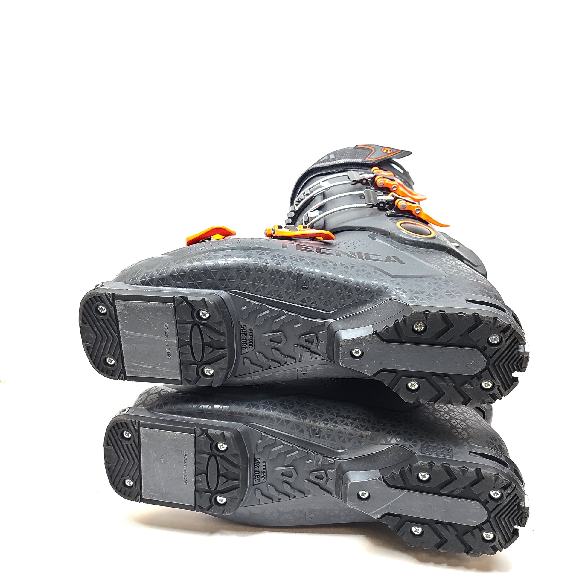 Black Tecnica Cochise 120 ski boots size 26.5 for high-performance all-mountain and alpine touring.
