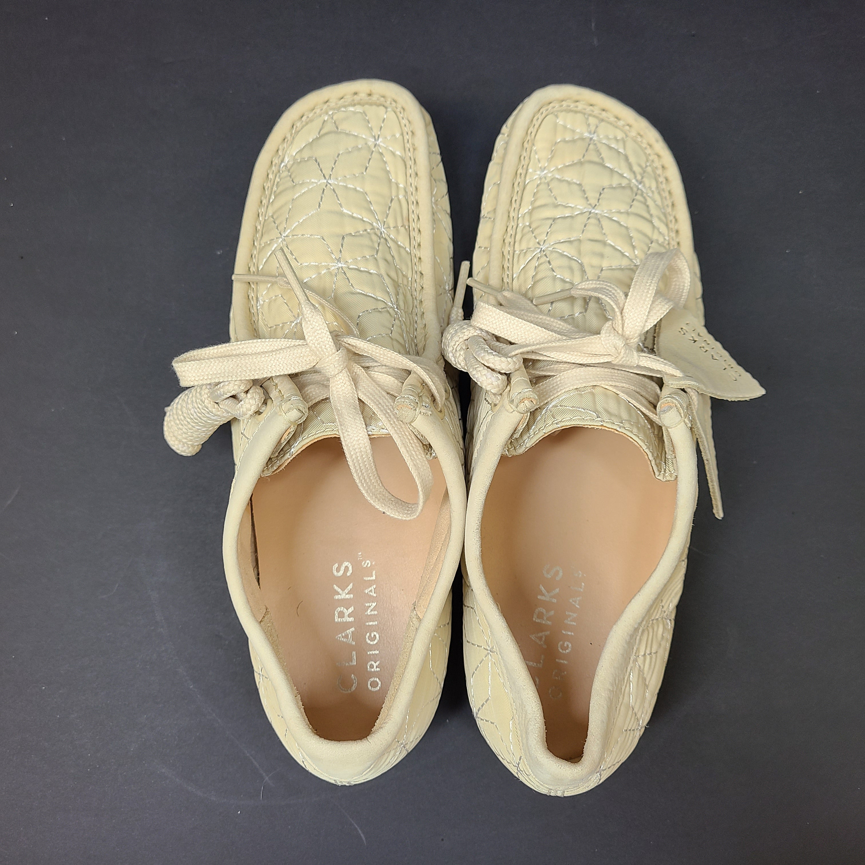 Clarks Originals Wallabees Quilted in cream with a moccasin-inspired silhouette sized US 8.
