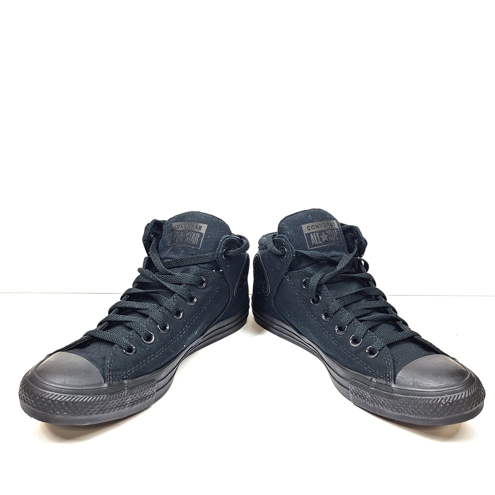 Converse All Star High Street sneakers in black, men's US size 8, model 149432C.