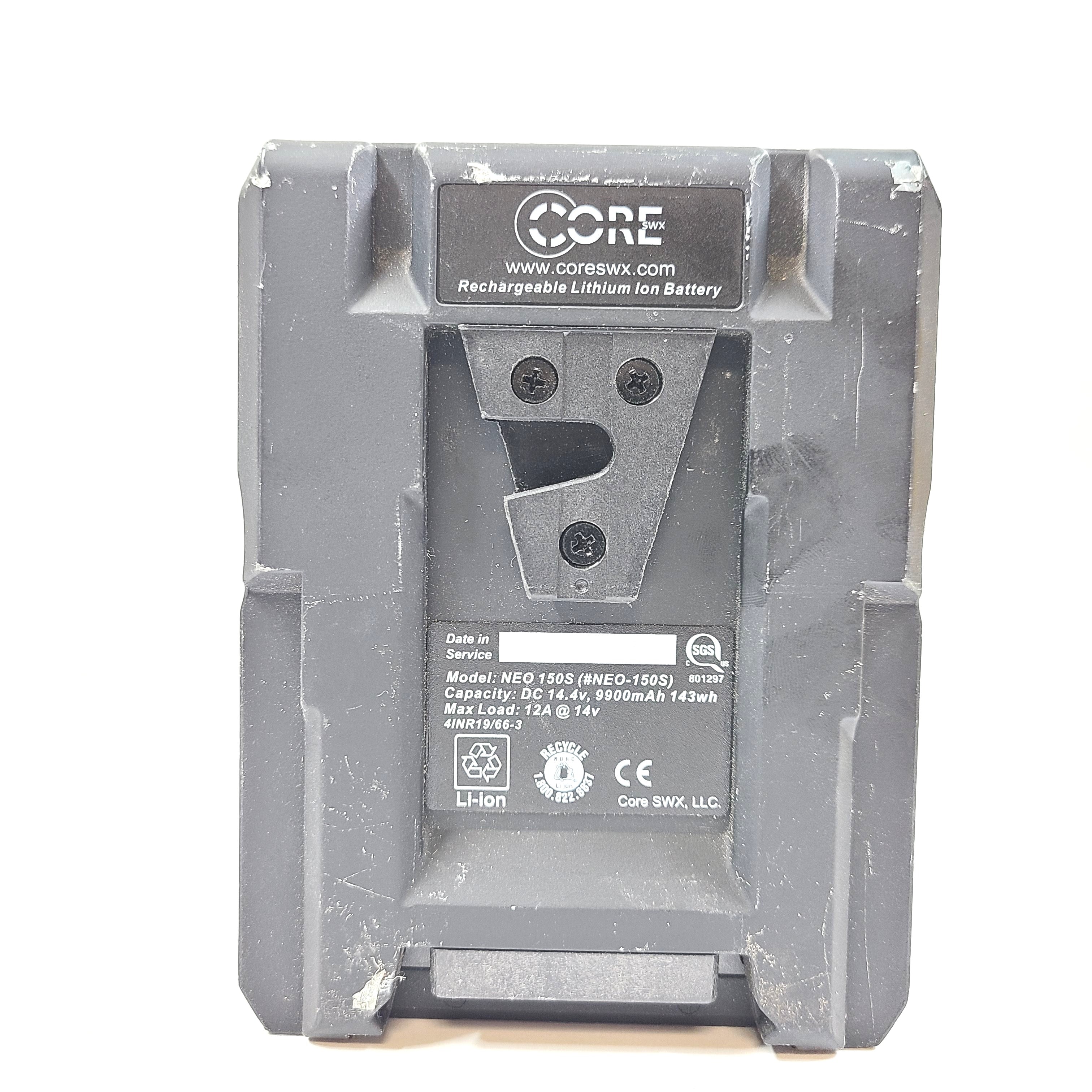 Black Core SWX Hypercore NEO 150S V-mount lithium-ion battery rated 143Wh for professional video power.