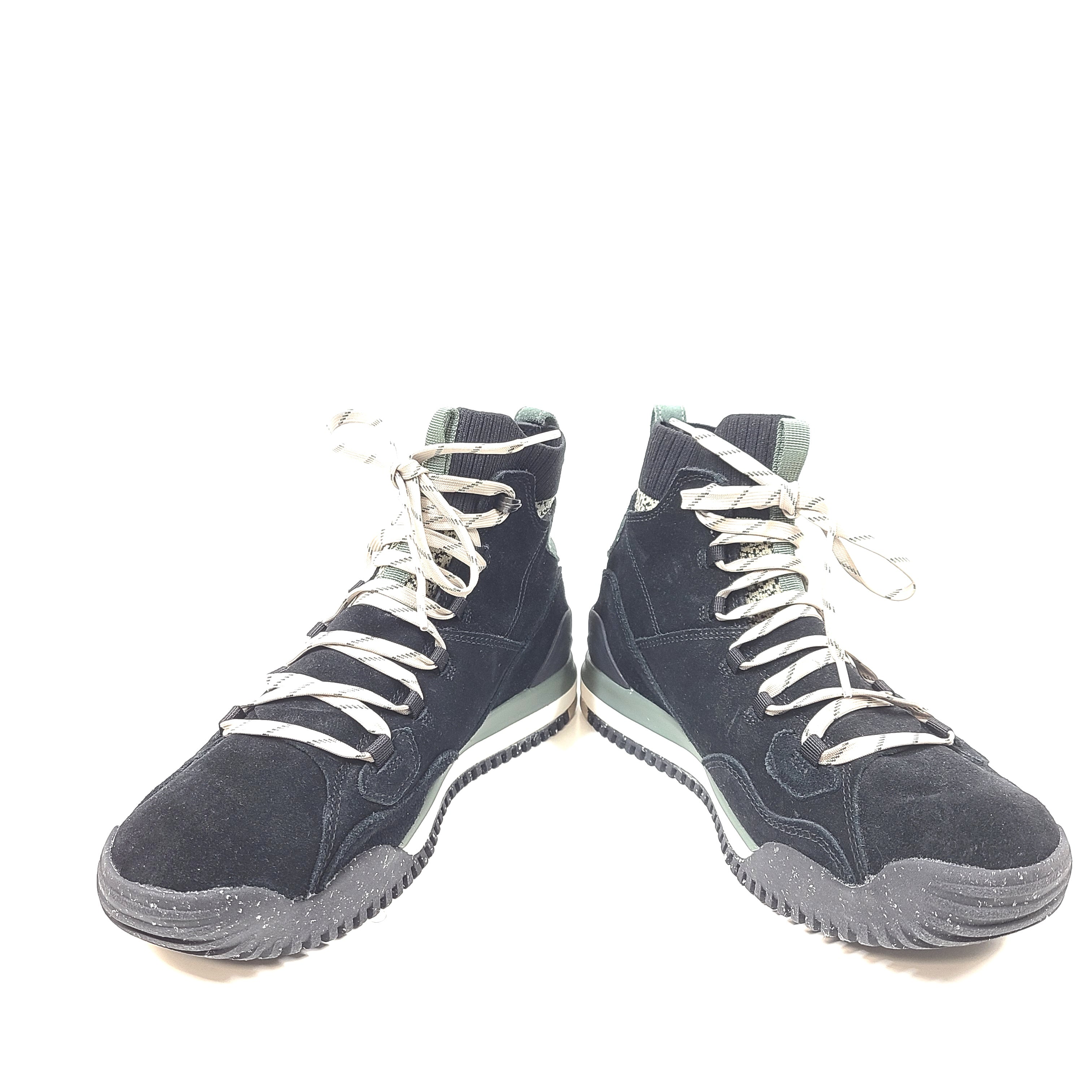Black and green high-top waterproof men's hiking shoes from The North Face, model NF0A5G2Z, US size 10.