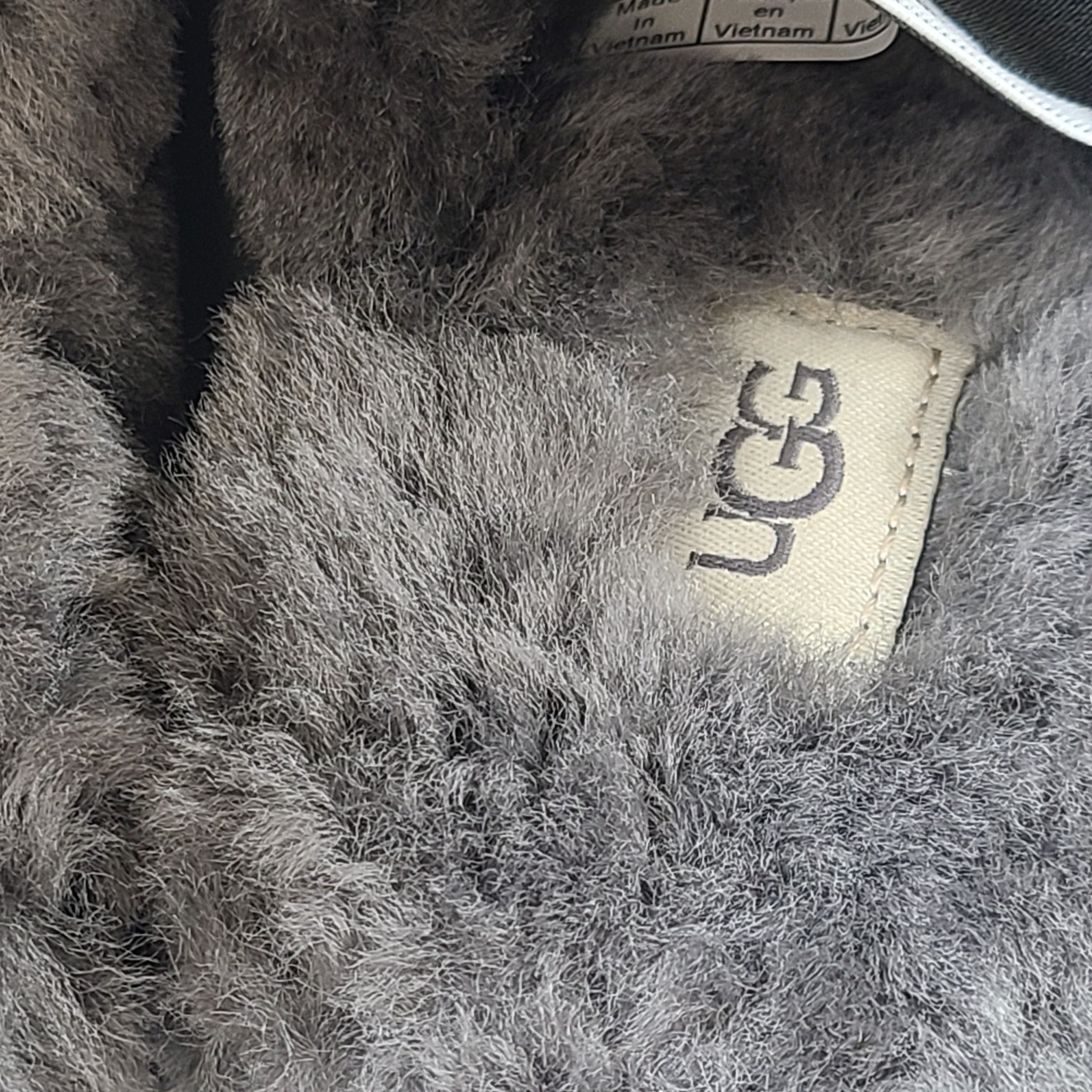 UGG Women's Fluff Yeah Sandals Slides Fluffy Soft 1095119 Gray Size 7