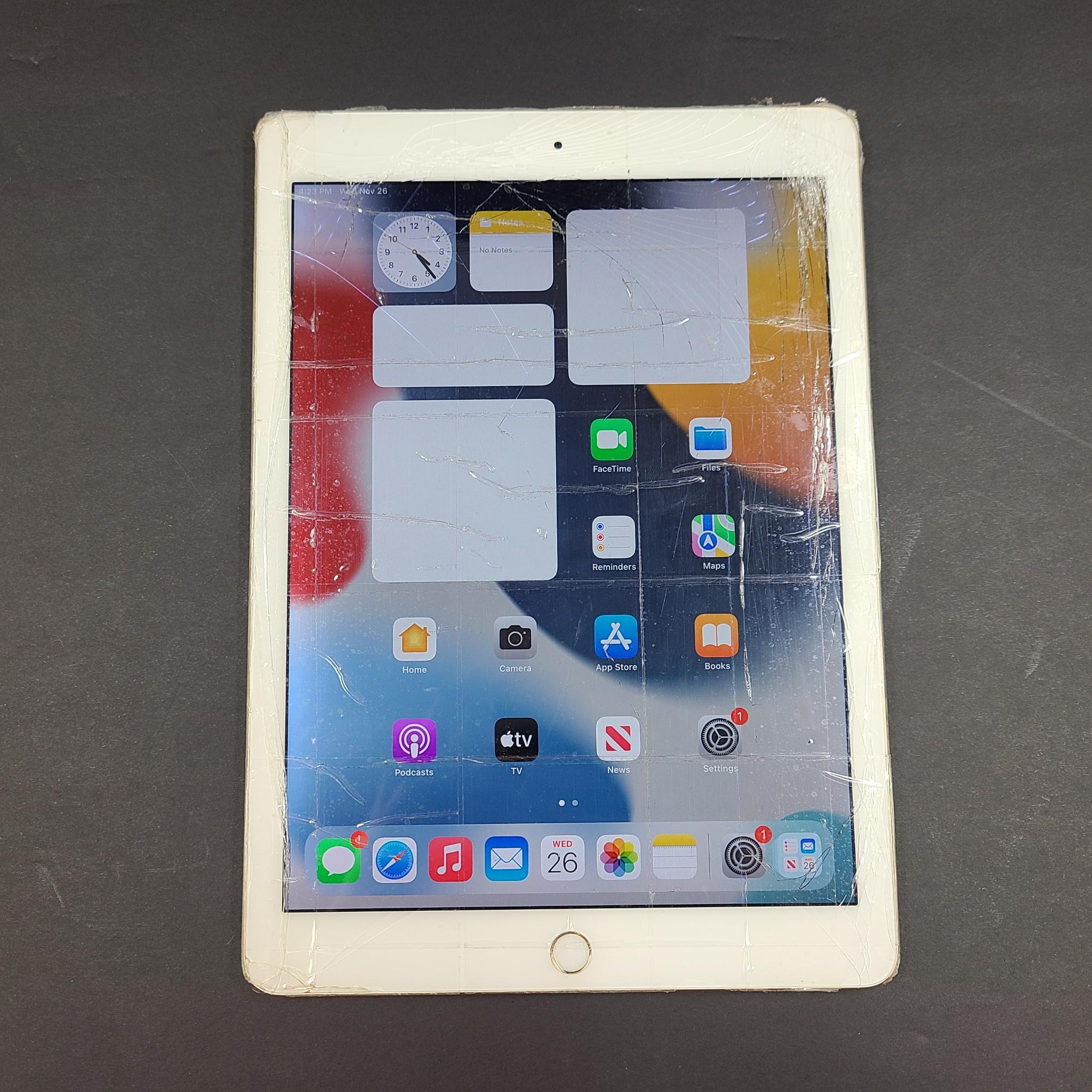 Apple iPad Air 2 64GB, Wi-Fi (Unlocked), 9.7" - Gold A1567 READ!!