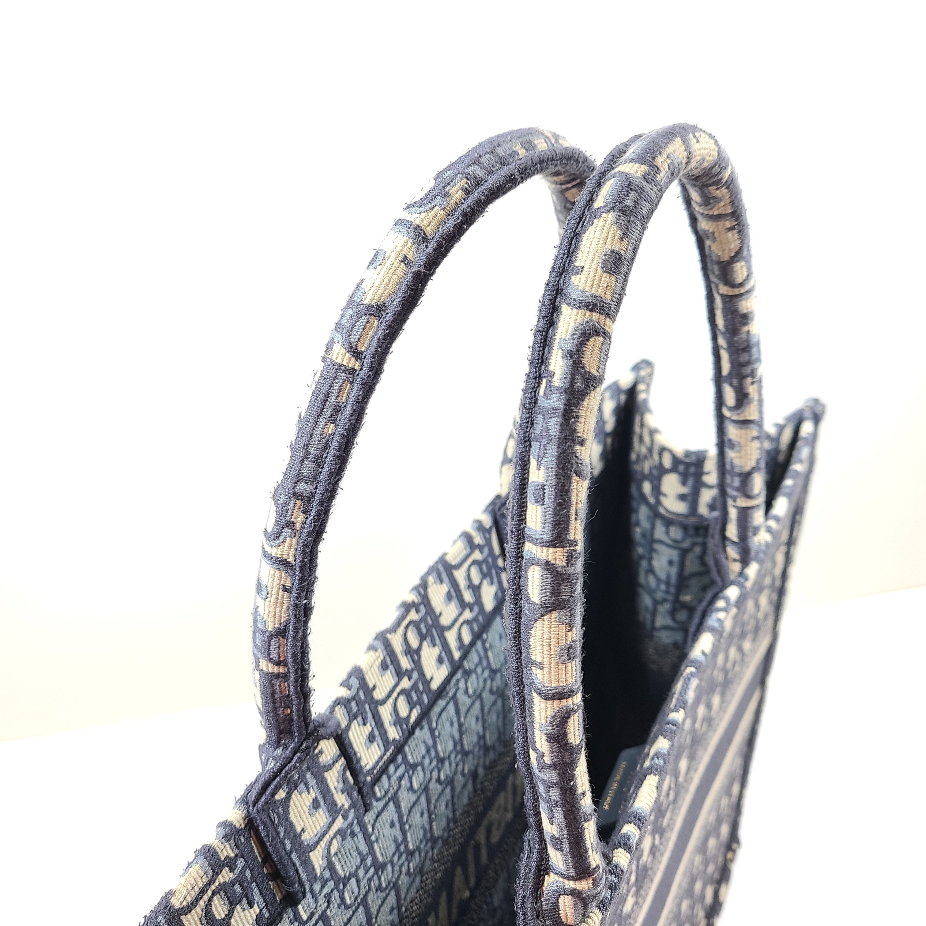 Christian Dior Large Book Tote Jacquard Oblique Embroidery Blue (42 x 35 x 18.5 cm)