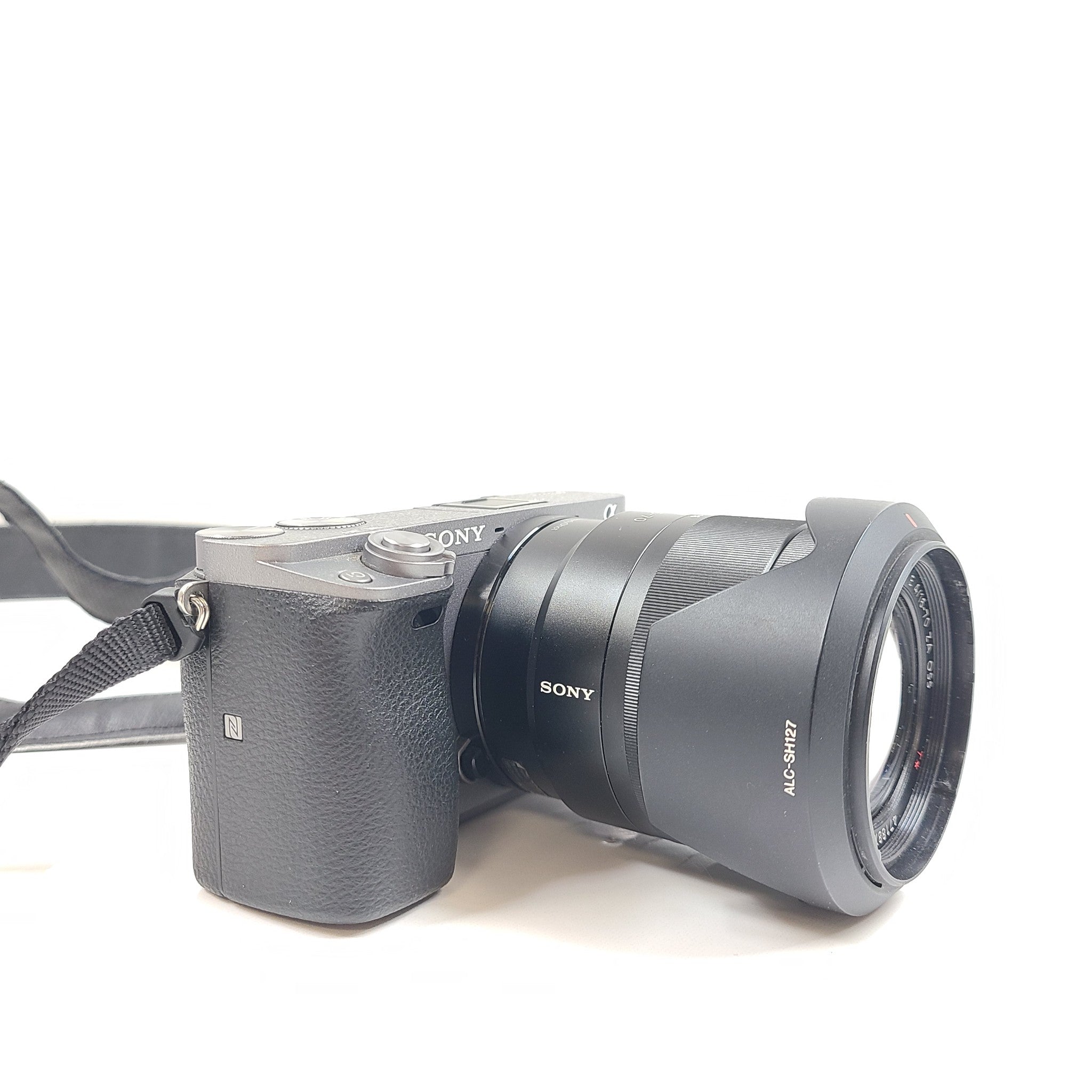 Sony Alpha a6000 24.3MP Digital SLR Camera +16-70 OSS + Case + 64GB - SC 3,693!