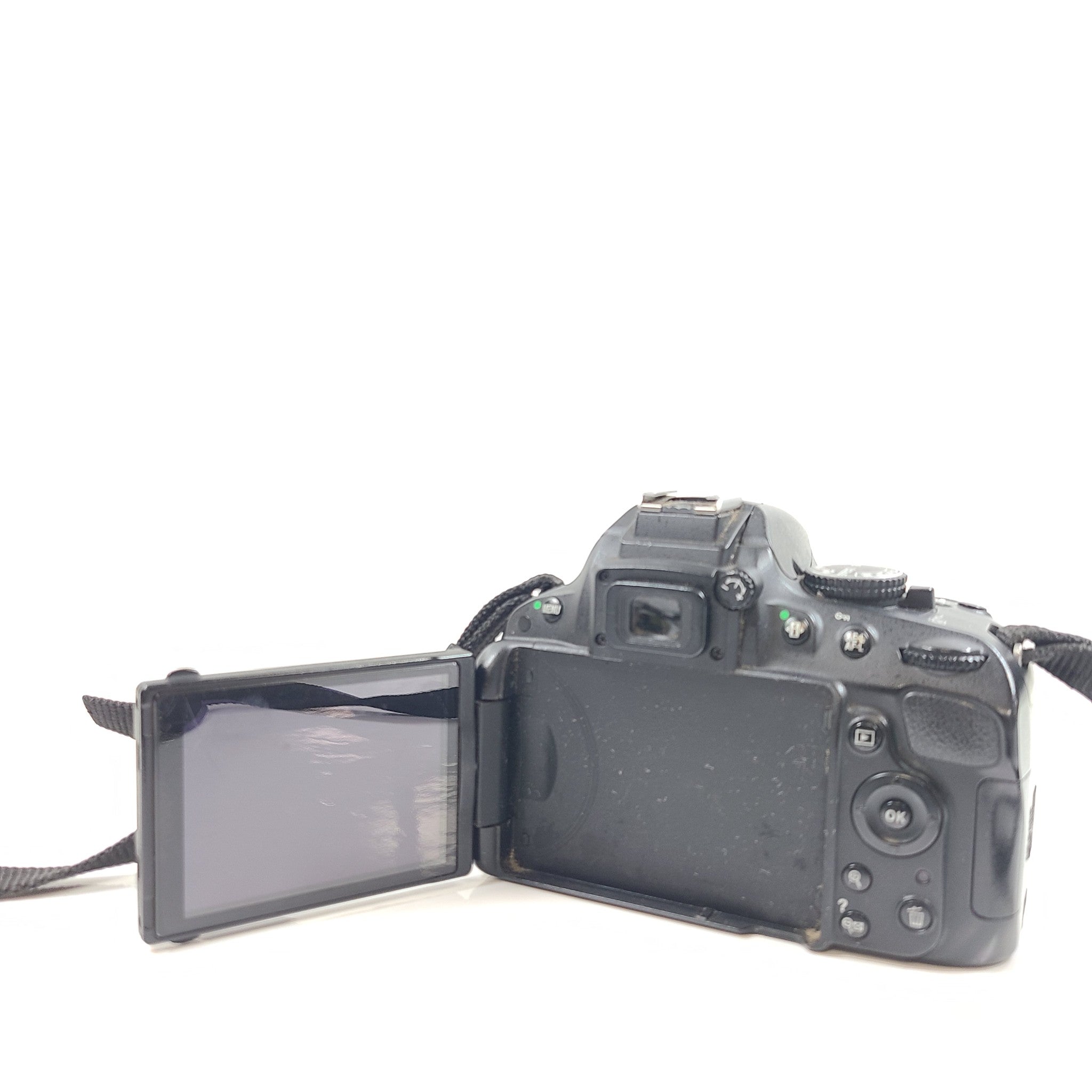 Nikon D5100 16.2MP Digital SLR Camera Black Body Only + 256GB + Charger