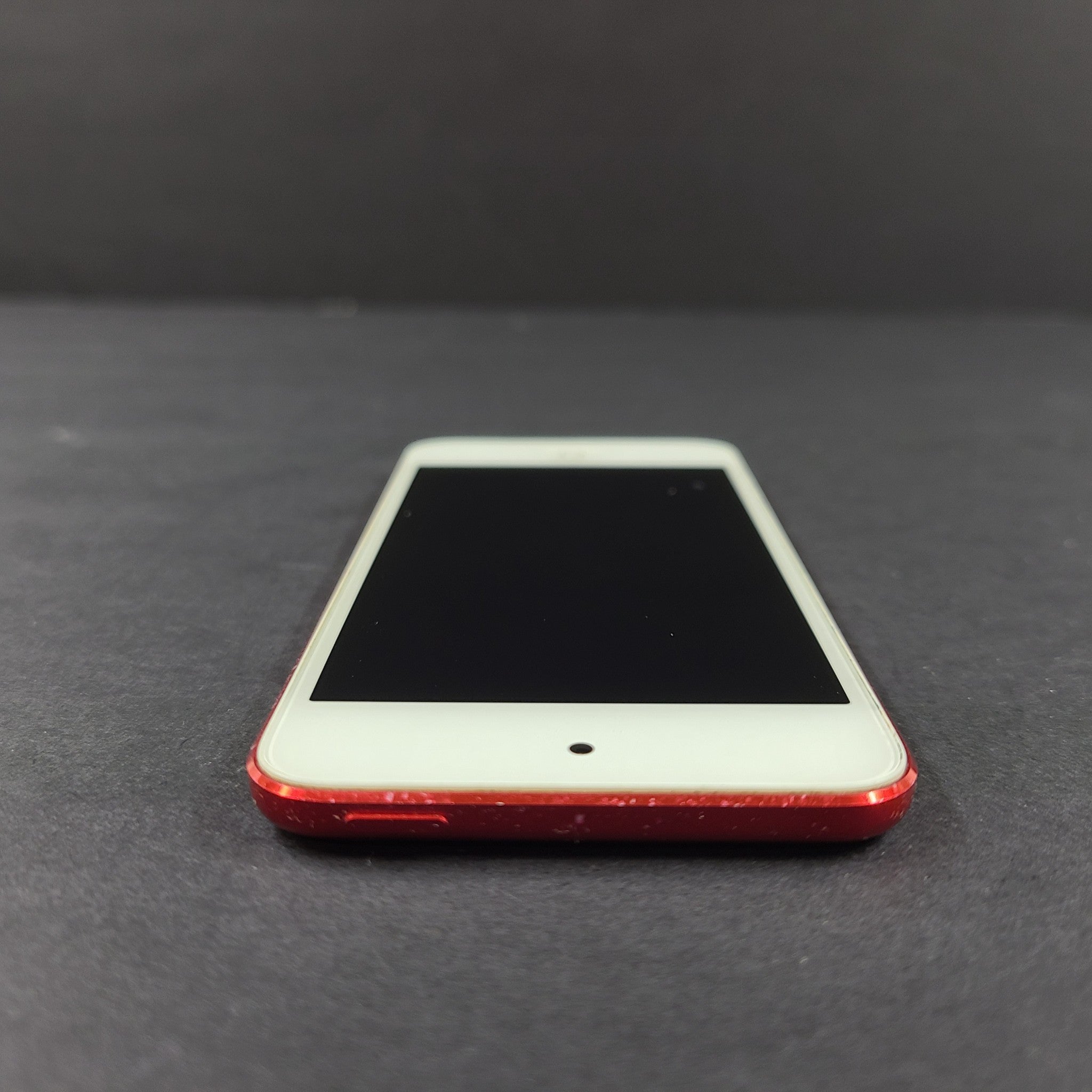 Apple iPod Touch 5th Generation 64GB Red A1421  READ