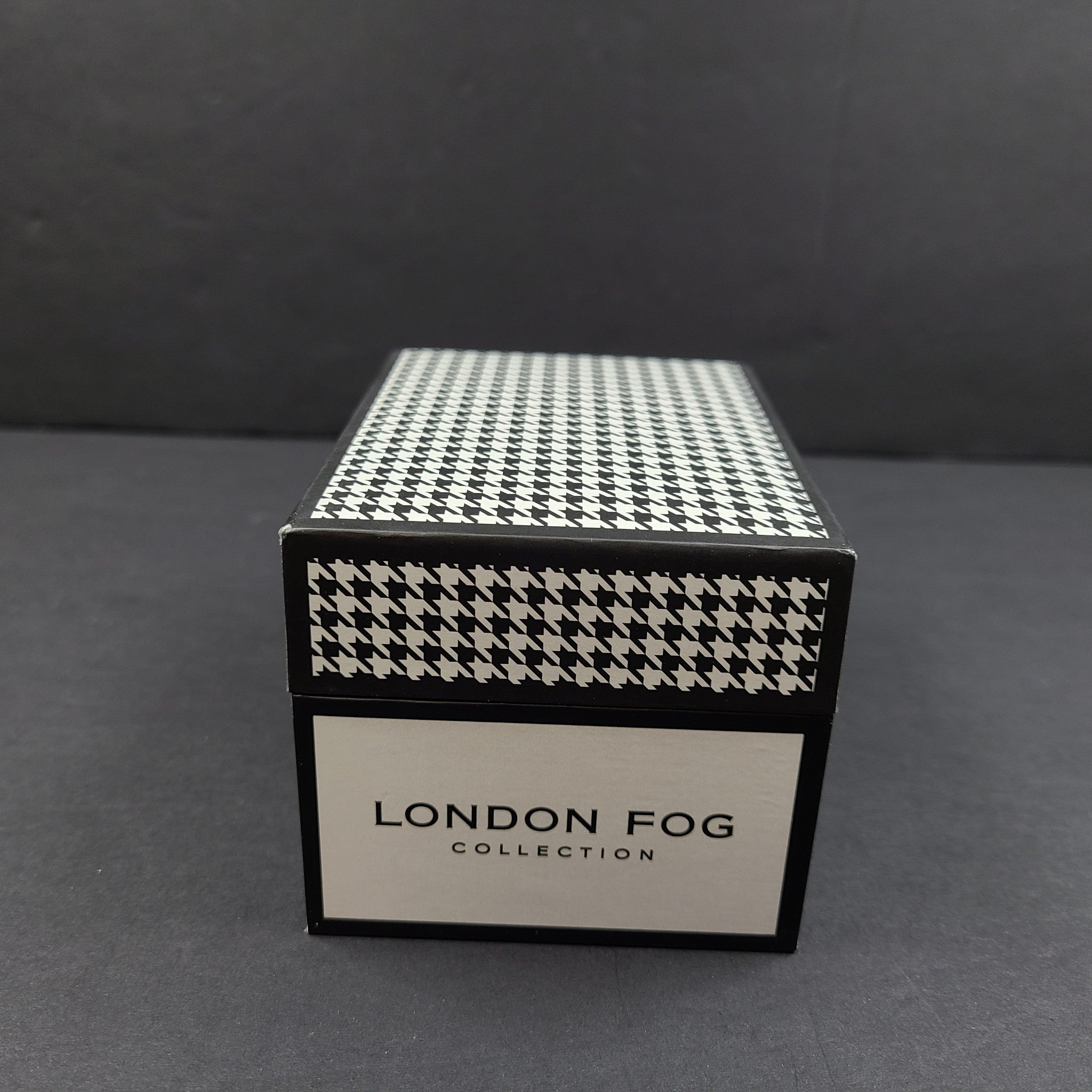 LONDON FOG Men's Multi Function Strap Watch Gray Leather Strap NEW