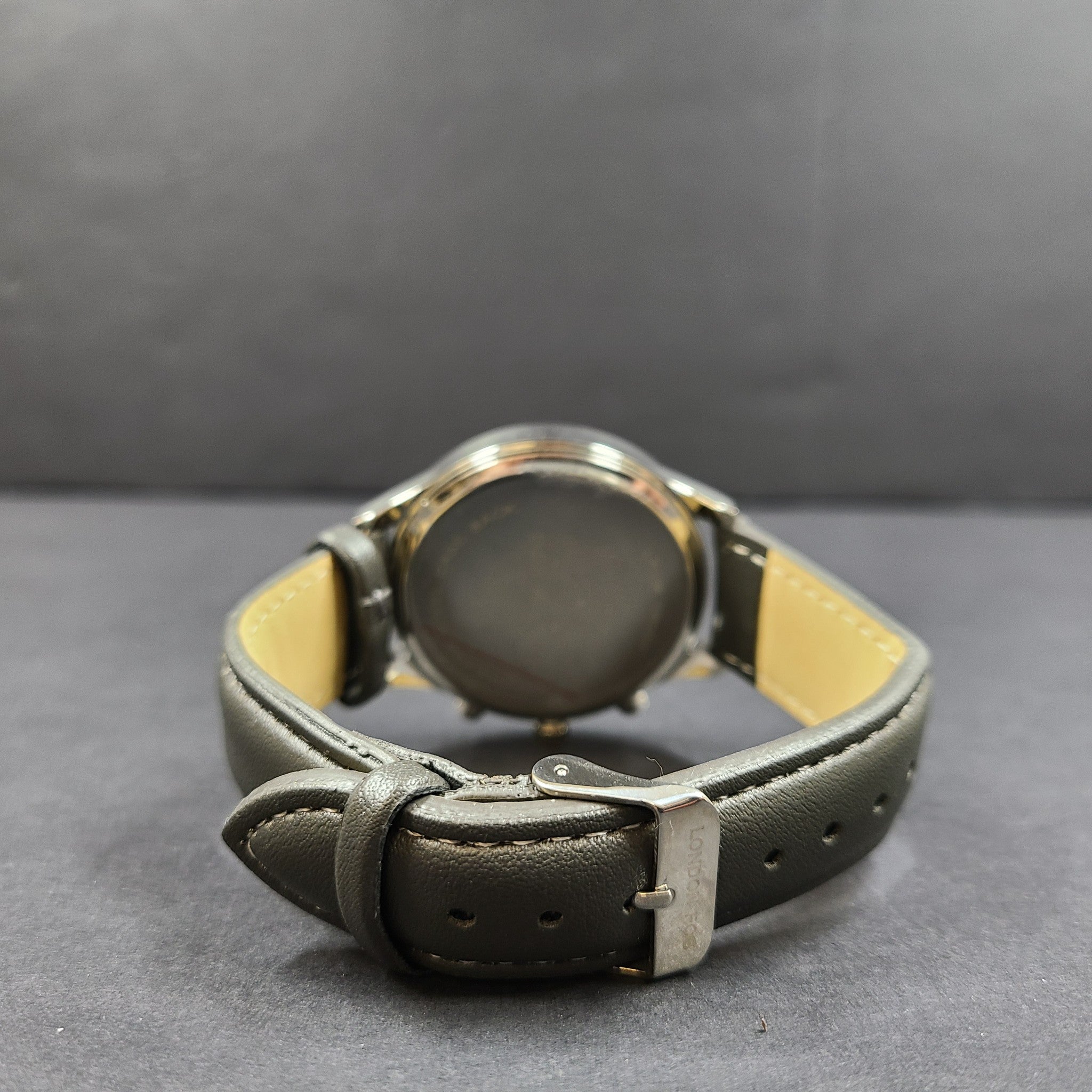 LONDON FOG Men's Multi Function Strap Watch Gray Leather Strap NEW