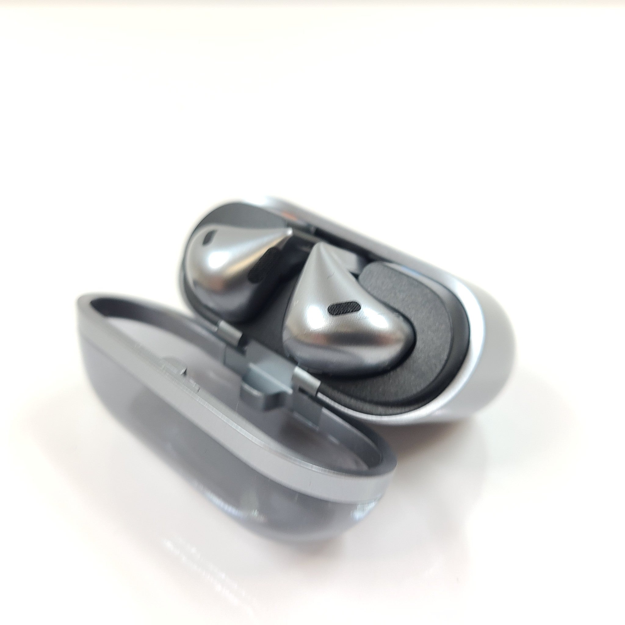 Samsung Galaxy Buds Pro 3 SM-R530 True Wireless Bluetooth Earbuds - Silver