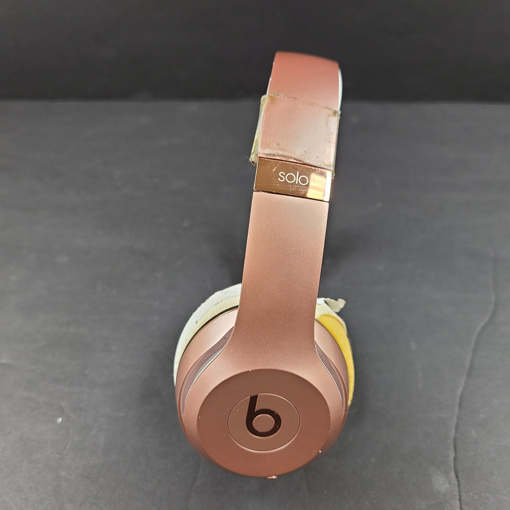 Beats by Dr. Dre Beats Solo3 Wireless On-Ear Headphones Rose Gold A1796 READ!!