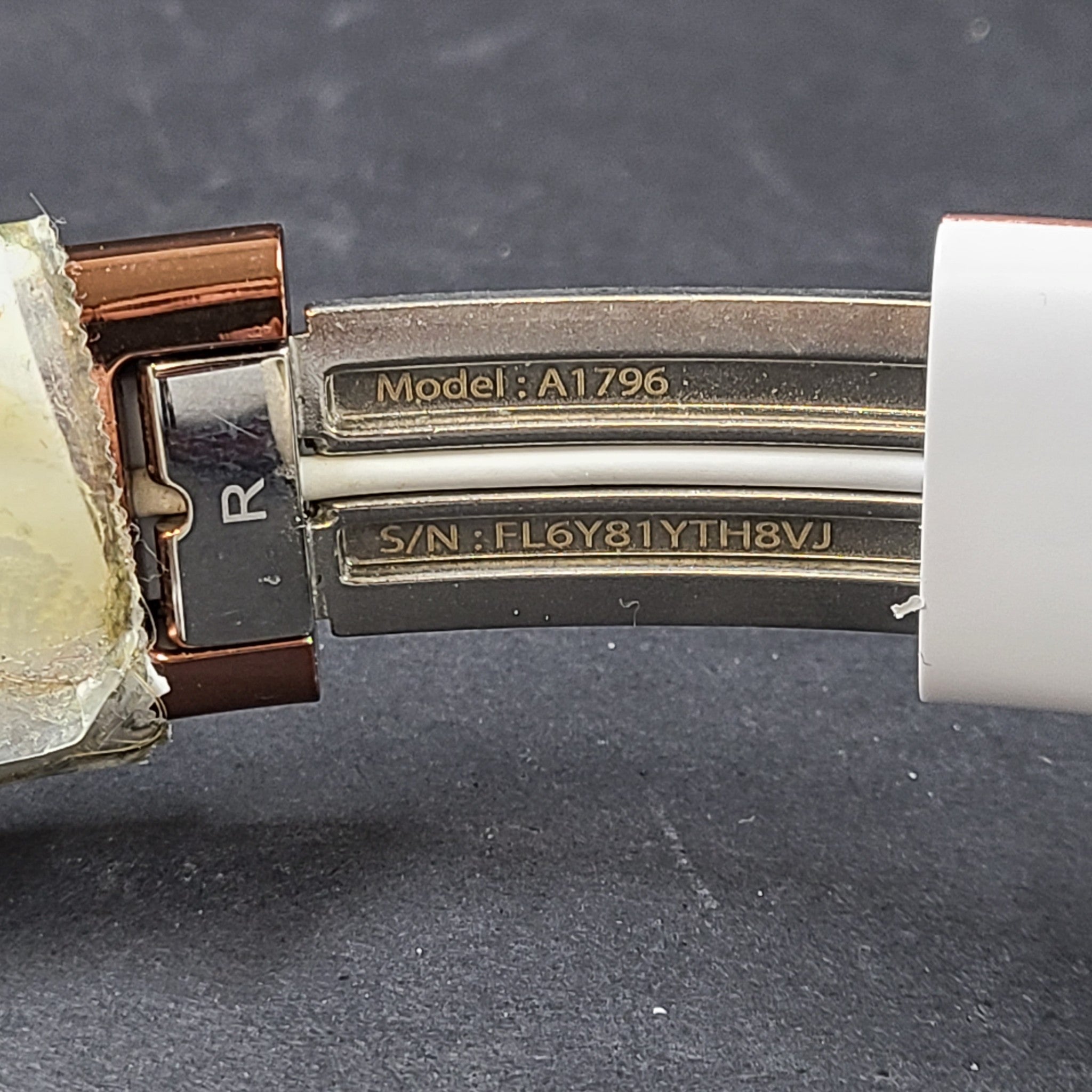 Beats by Dr. Dre Beats Solo3 Wireless On-Ear Headphones Rose Gold A1796 READ!!