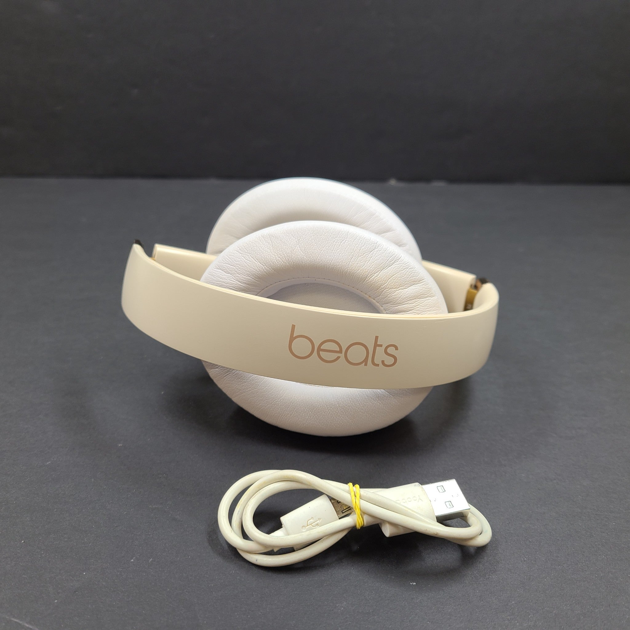 Beats by Dr. Dre Solo3 Wireless Over-Ear Headphones Beige A1796 Enhanced Earpads