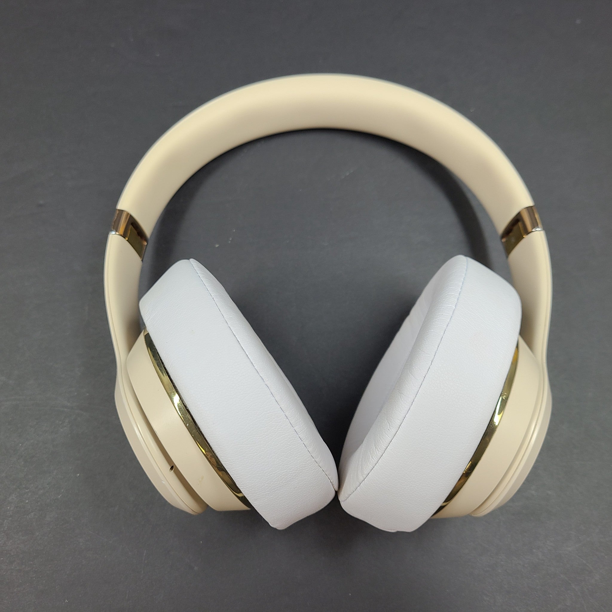 Beats by Dr. Dre Solo3 Wireless Over-Ear Headphones Beige A1796 Enhanced Earpads