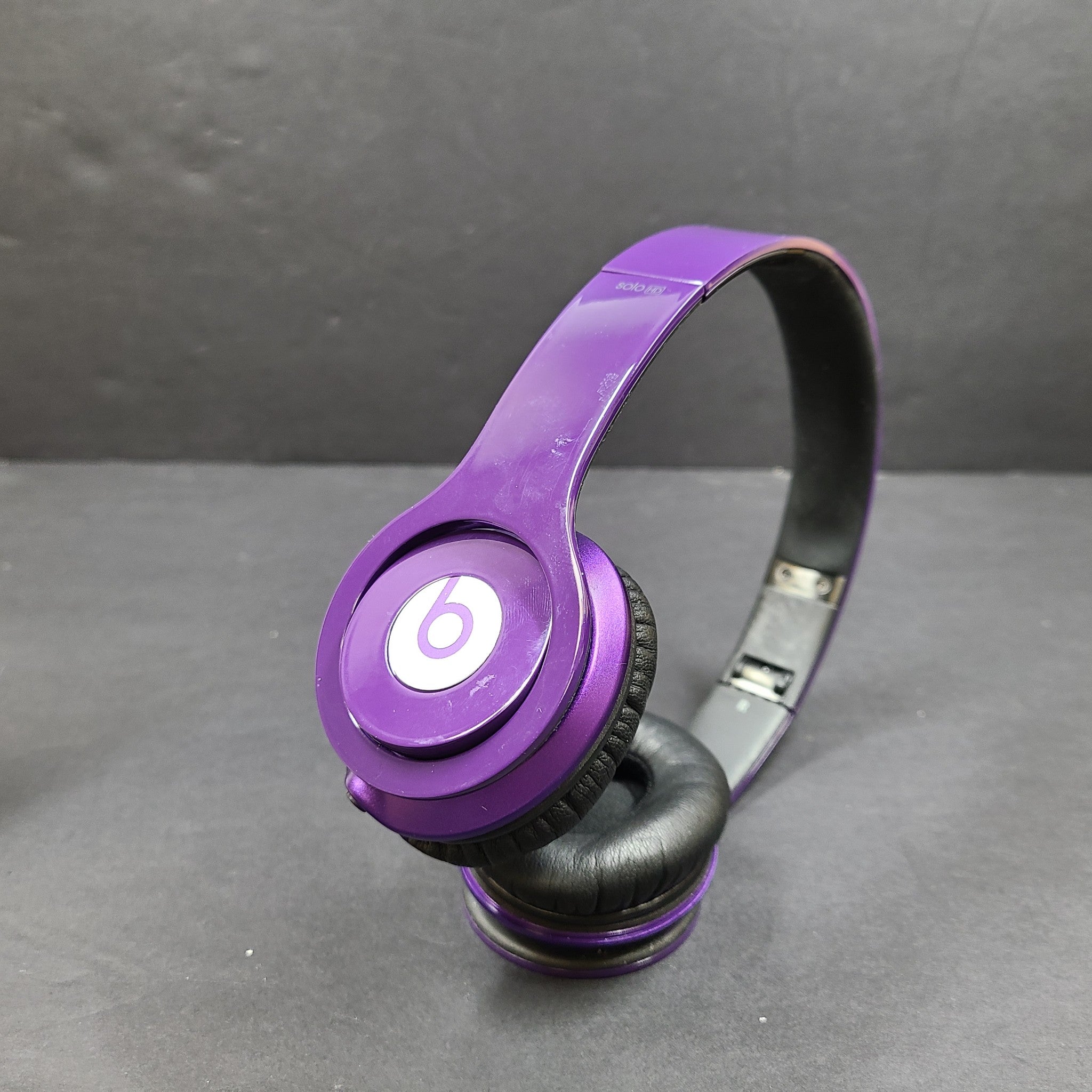 Monster Beats by Dr. Dre Solo HD Headband Headphones Purple GRADE A