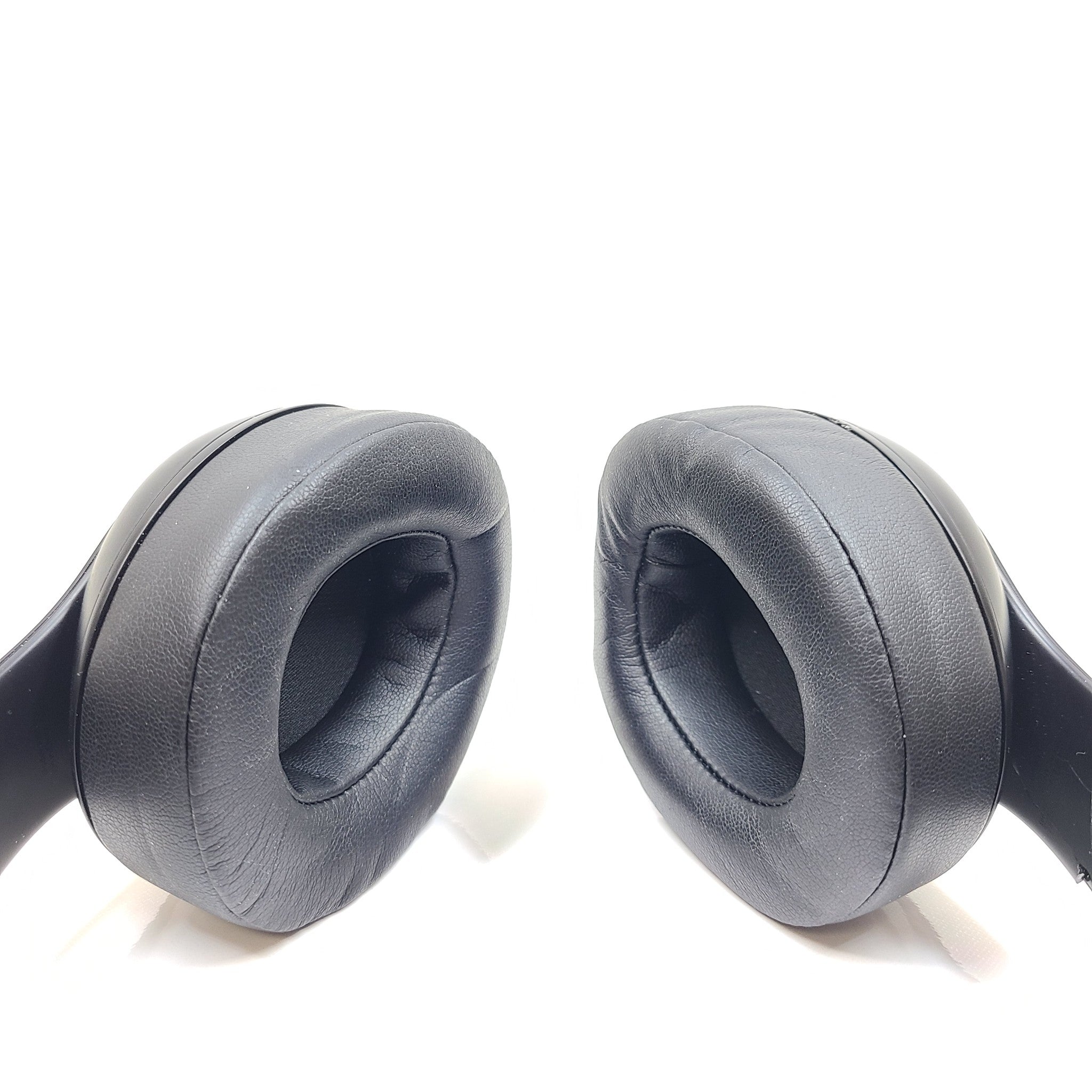 Beats by Dr. Dre Studio 3 Wireless Bluetooth Headphones Black Hinge READ!