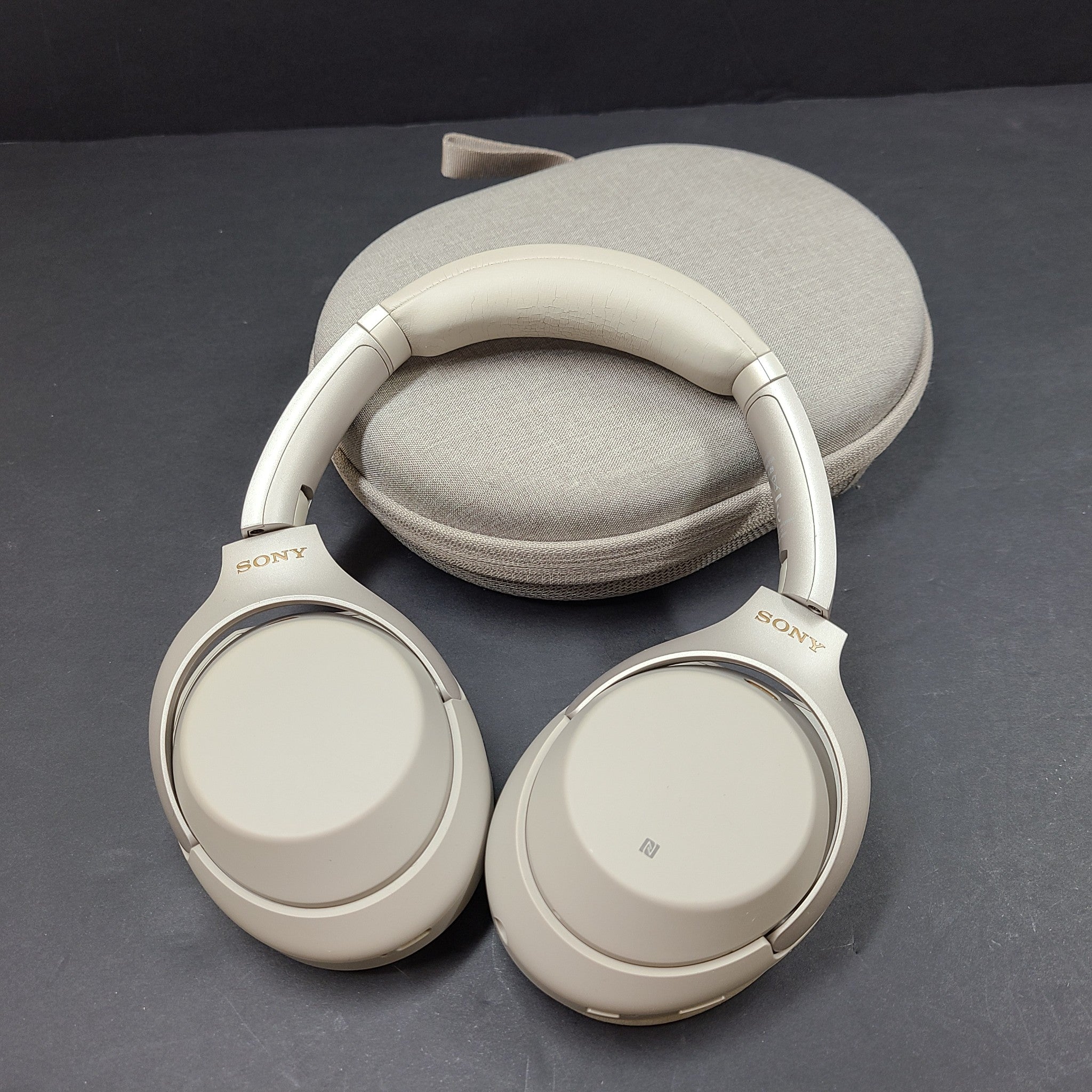 Sony WH-1000XM3 Wireless Over-Ear NC Bluetooth Headphones - Silver GRADE C