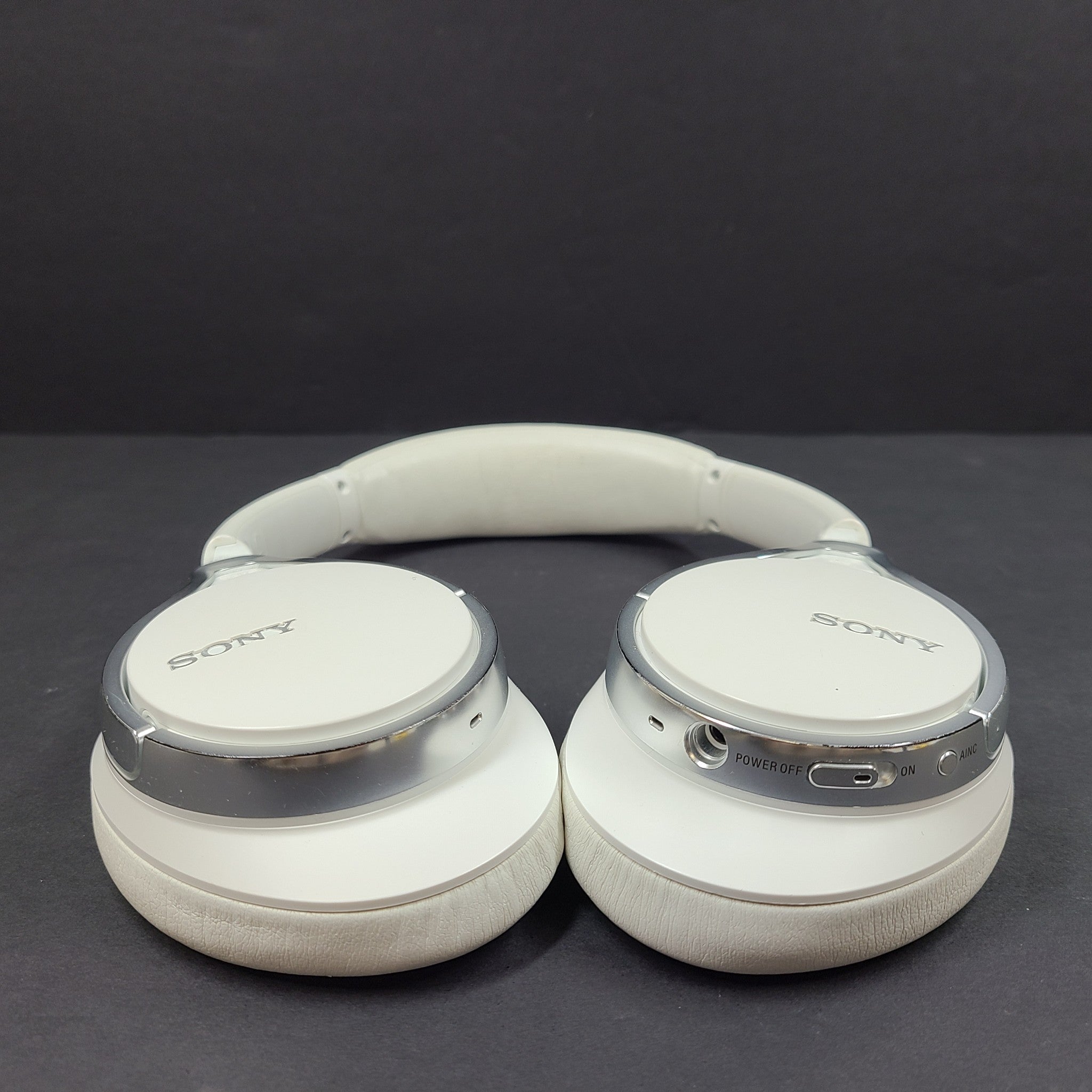 Sony MDR-10RNC Noise-Cancelling Over Ear Headphones - White GRADE B