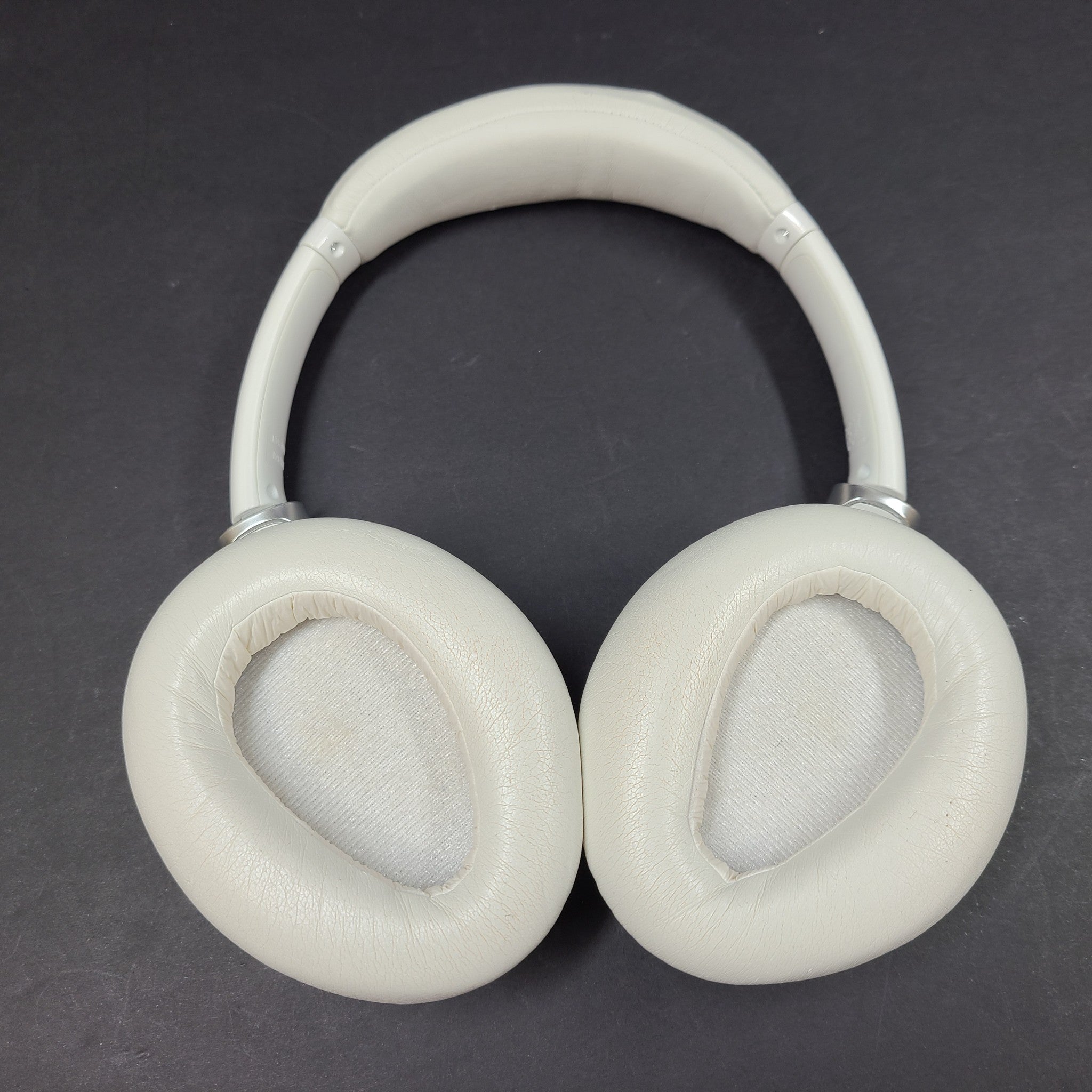 Sony MDR-10RNC Noise-Cancelling Over Ear Headphones - White GRADE B