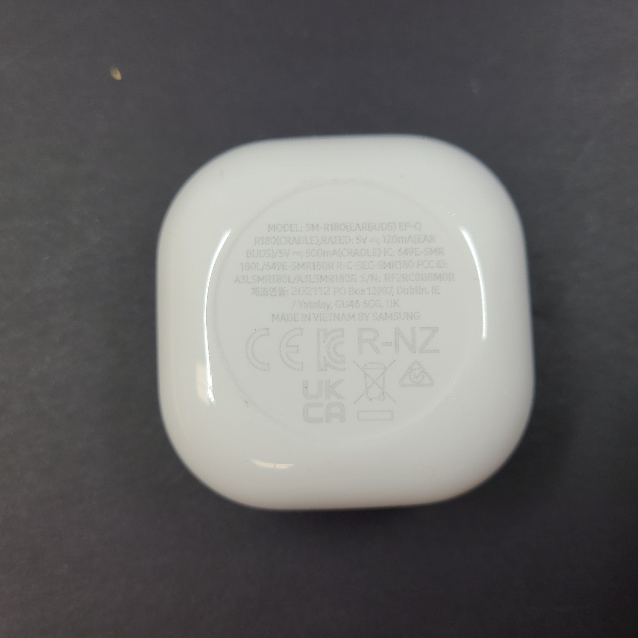 Samsung Galaxy Buds Live SM-R180 Bluetooth Earbuds - White V1