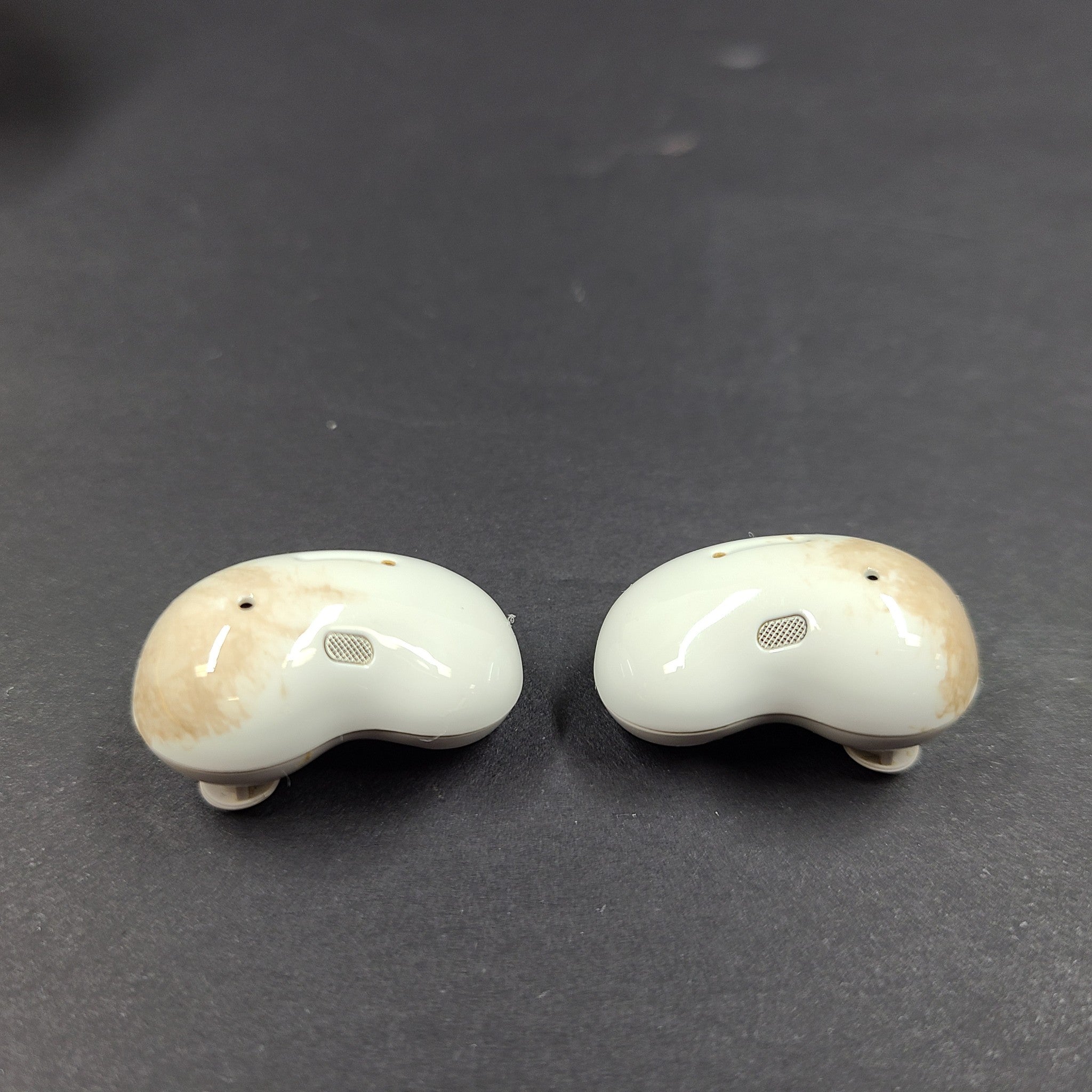 Samsung Galaxy Buds Live SM-R180 Bluetooth Earbuds - White V1